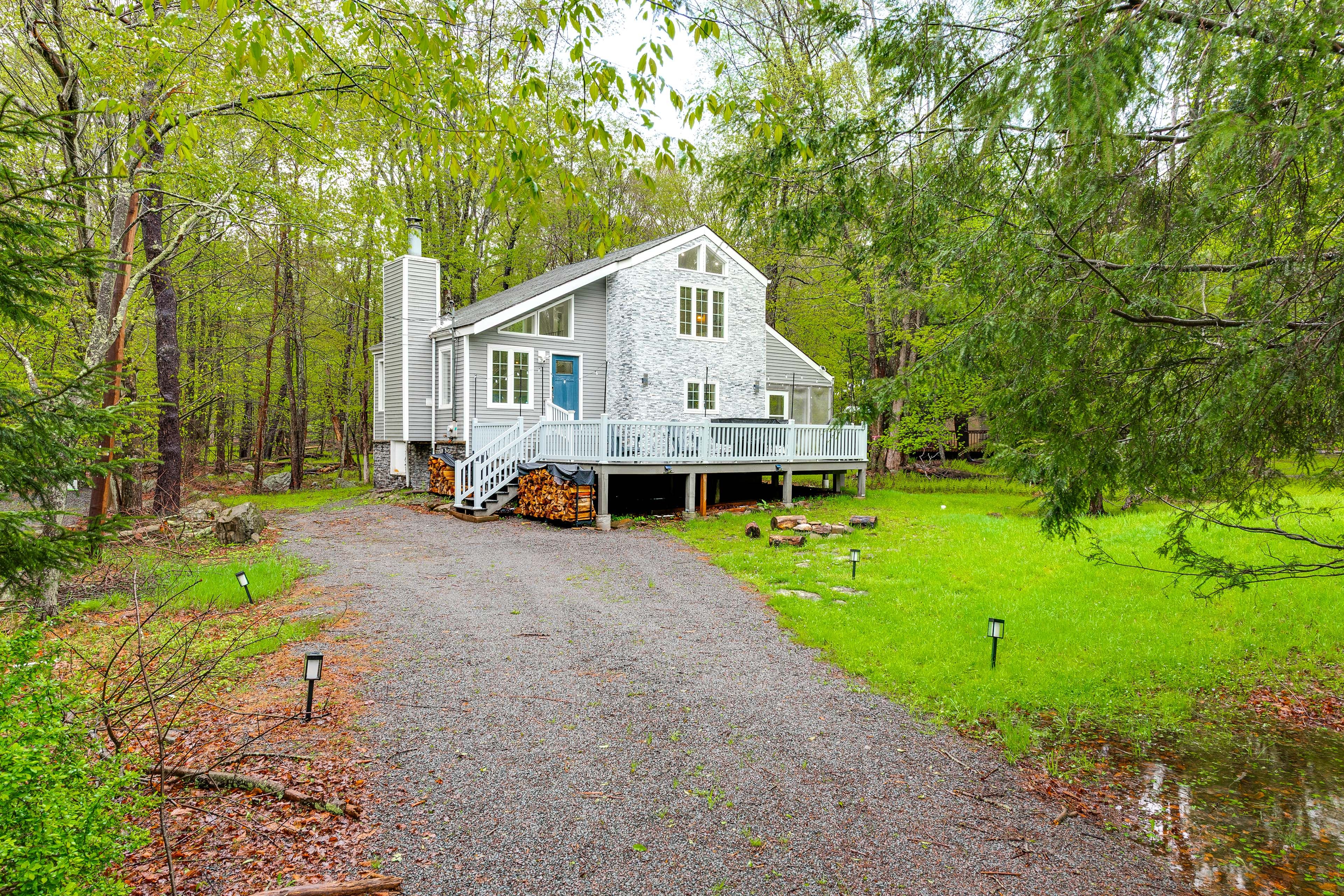 Clifton Township Vacation Rental | 3BR | 2BA | 1,350 Sq Ft | Stairs to Enter