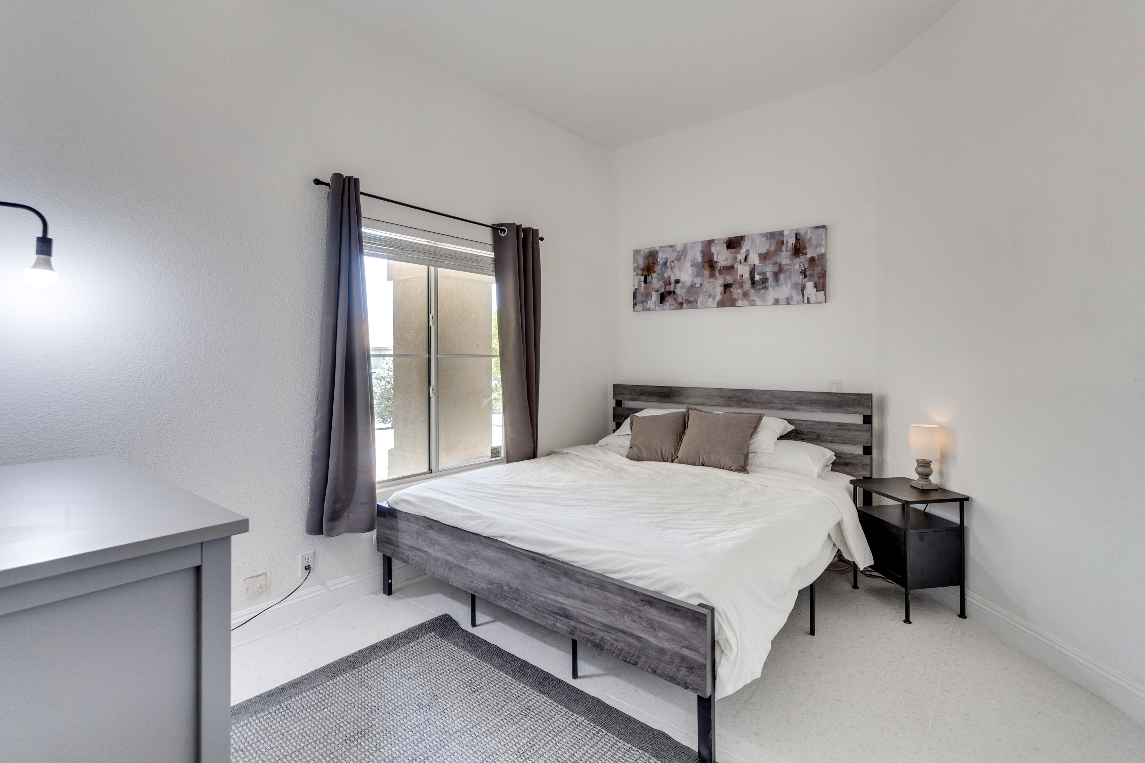 Bedroom 3 | King Bed