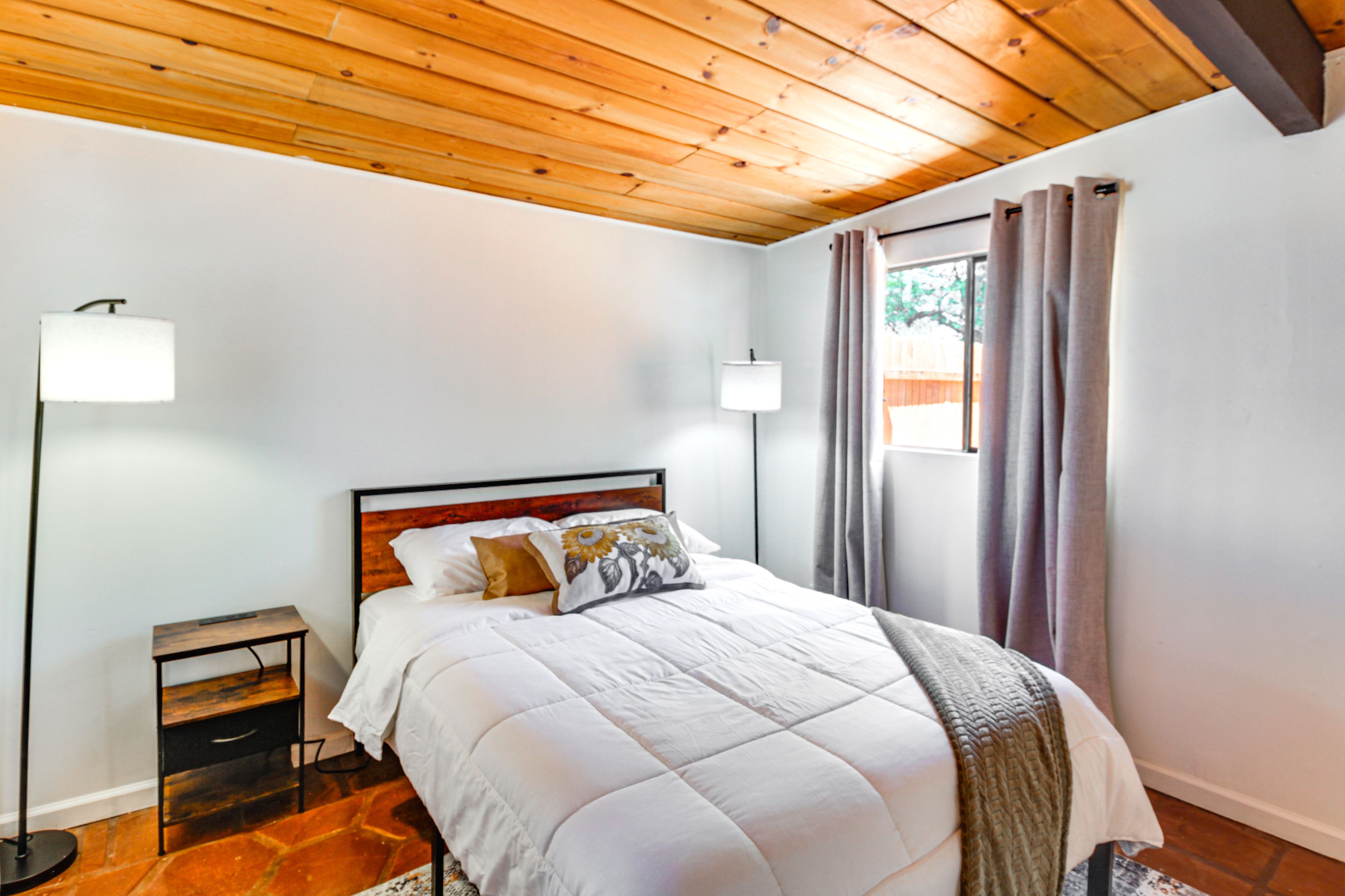 Bedroom 4 | Full Bed | Full Sleeper Sofa