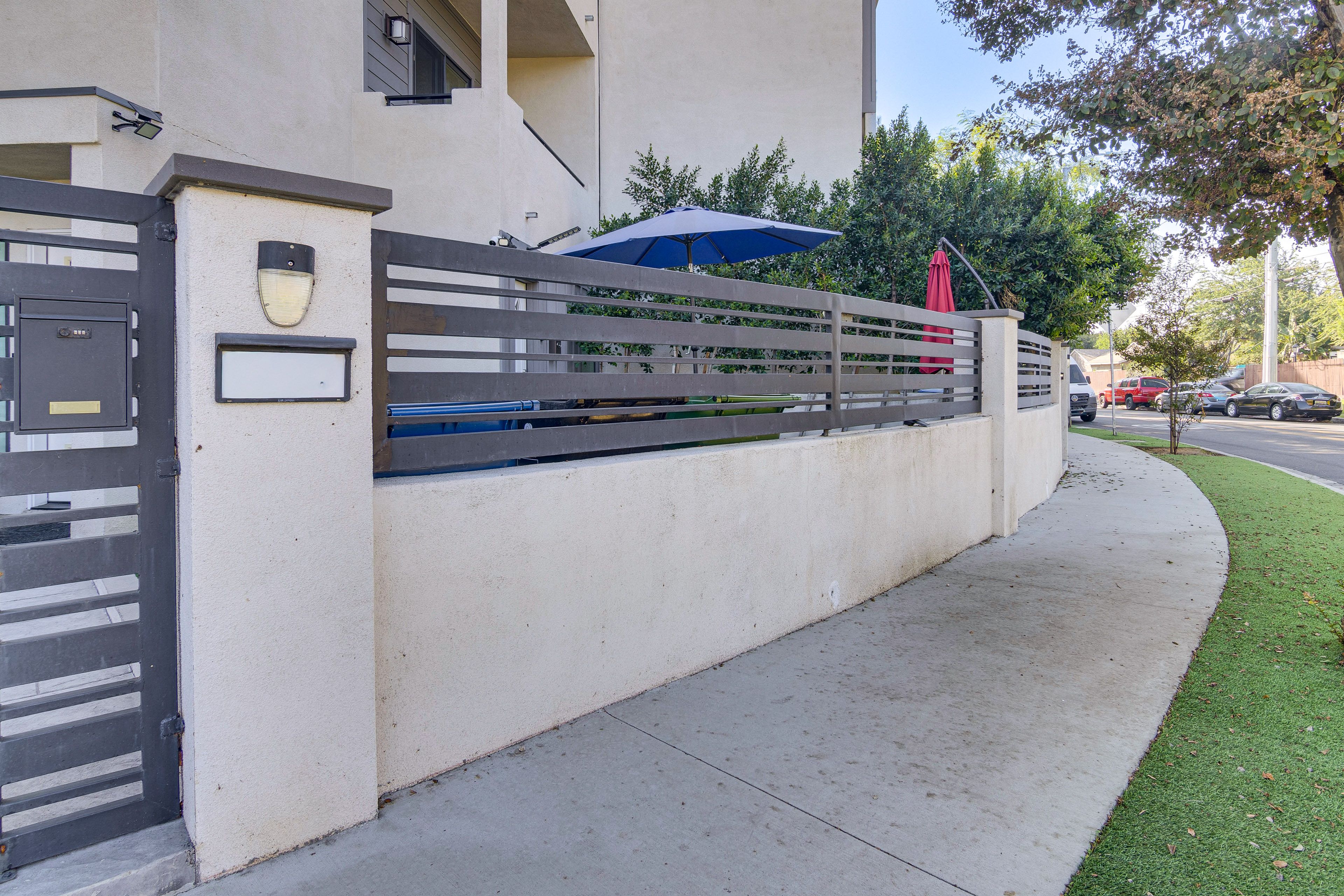 Parking | Free Street (First-Come, First-Served)