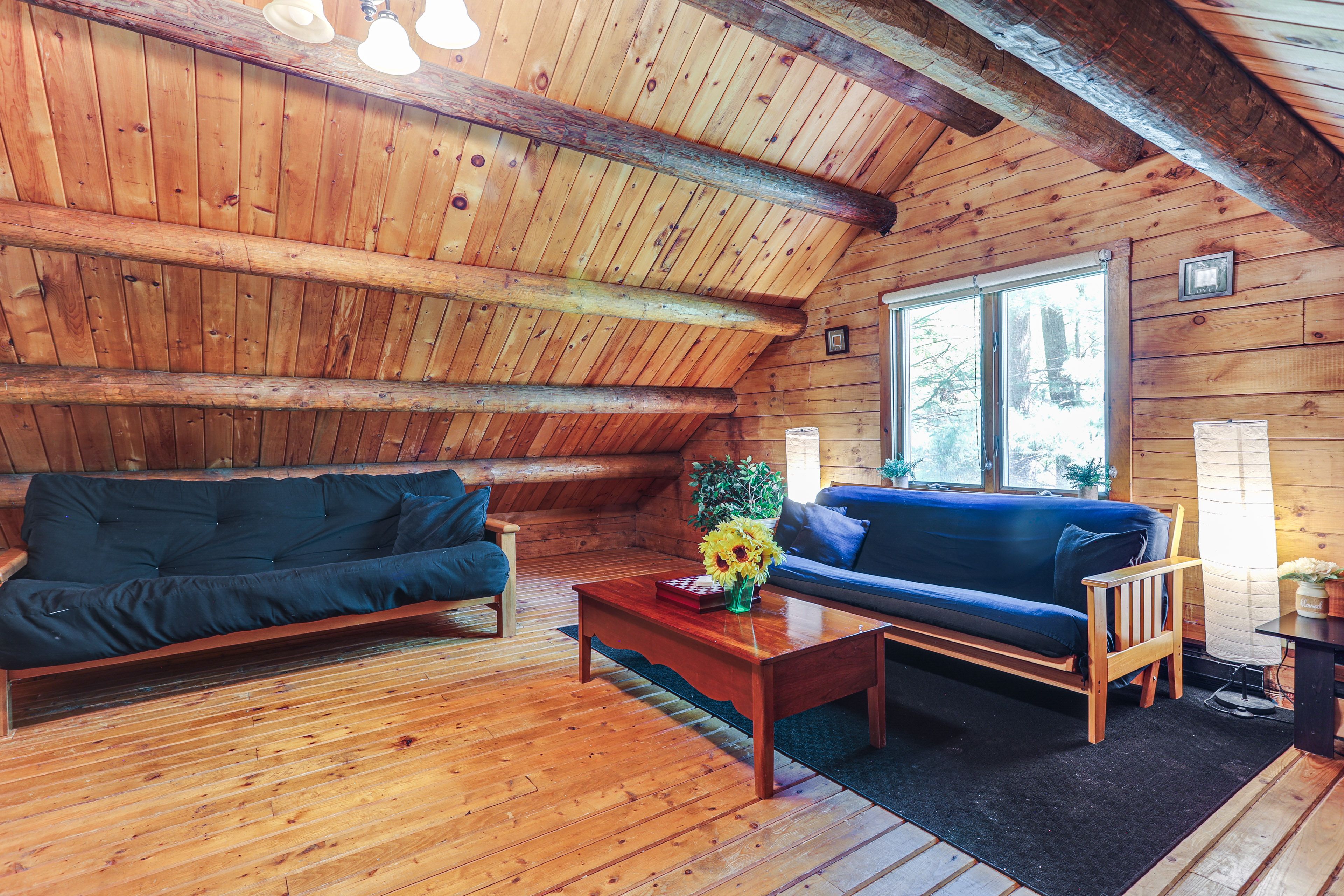 Loft | 2 Full Futons | Upper Level