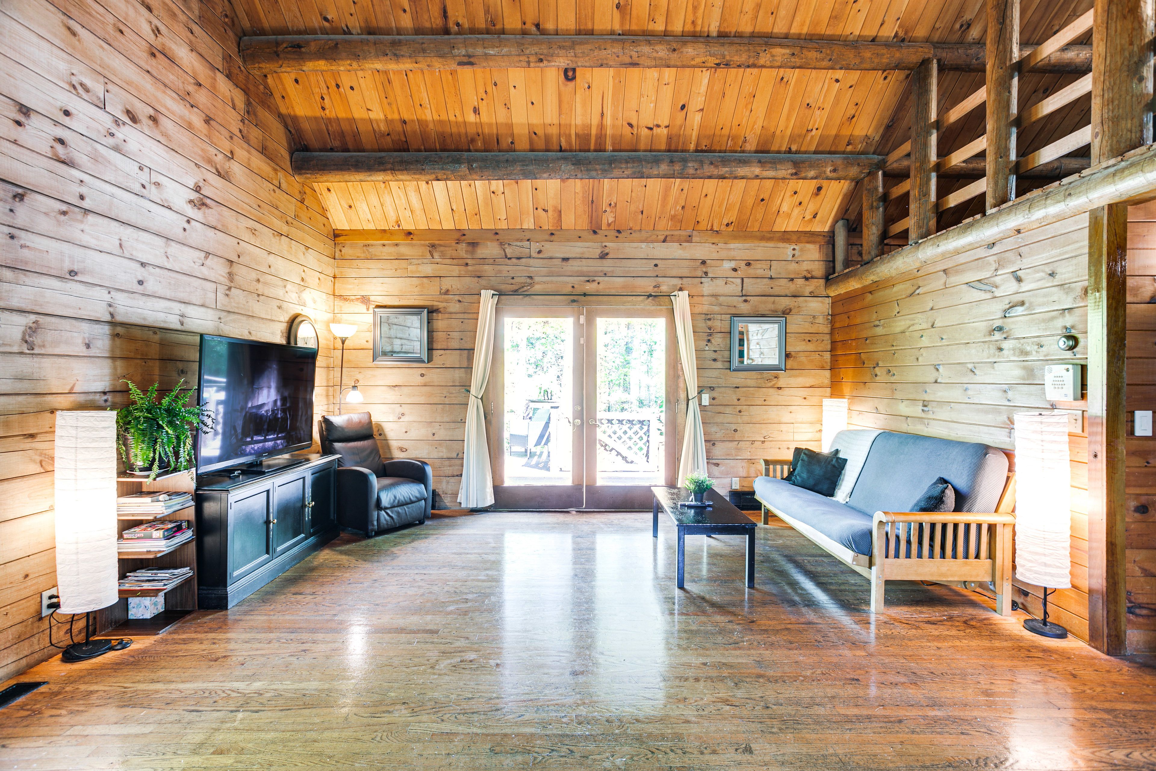 Living Room | Main Level | Full Futon