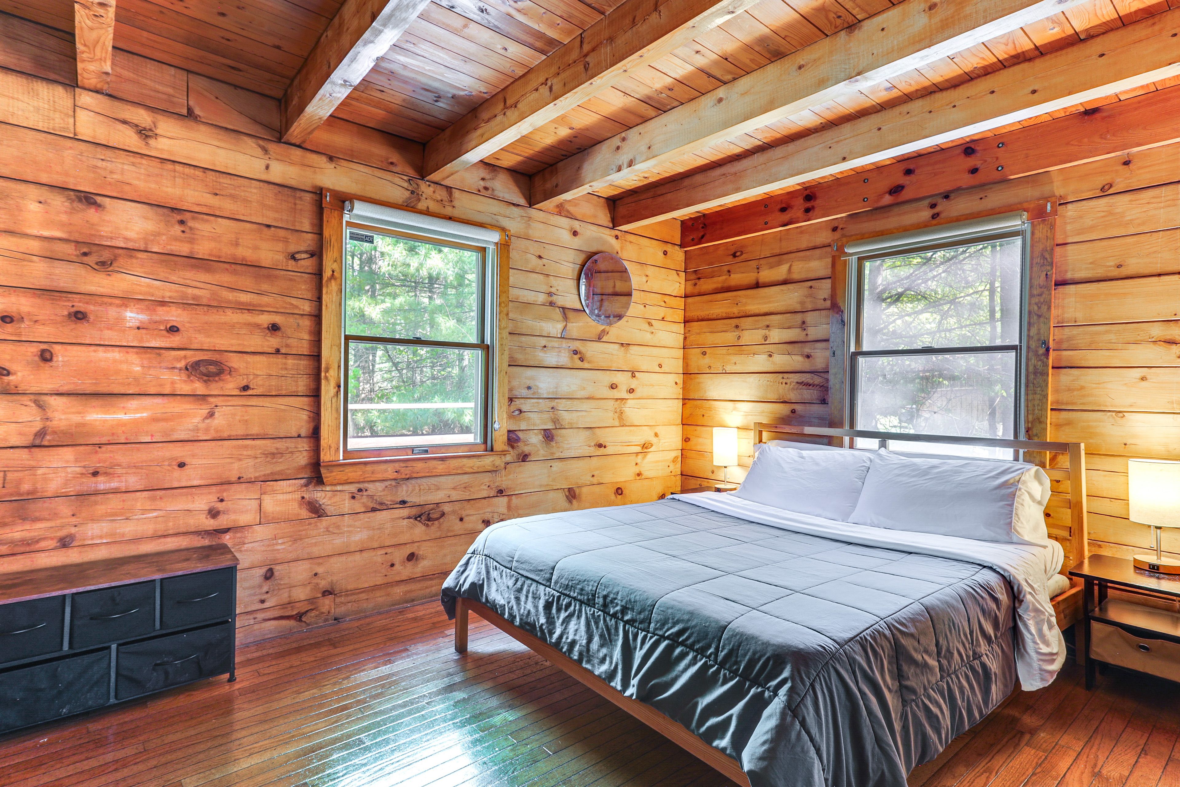 Bedroom 2 | Queen Bed | Main Level