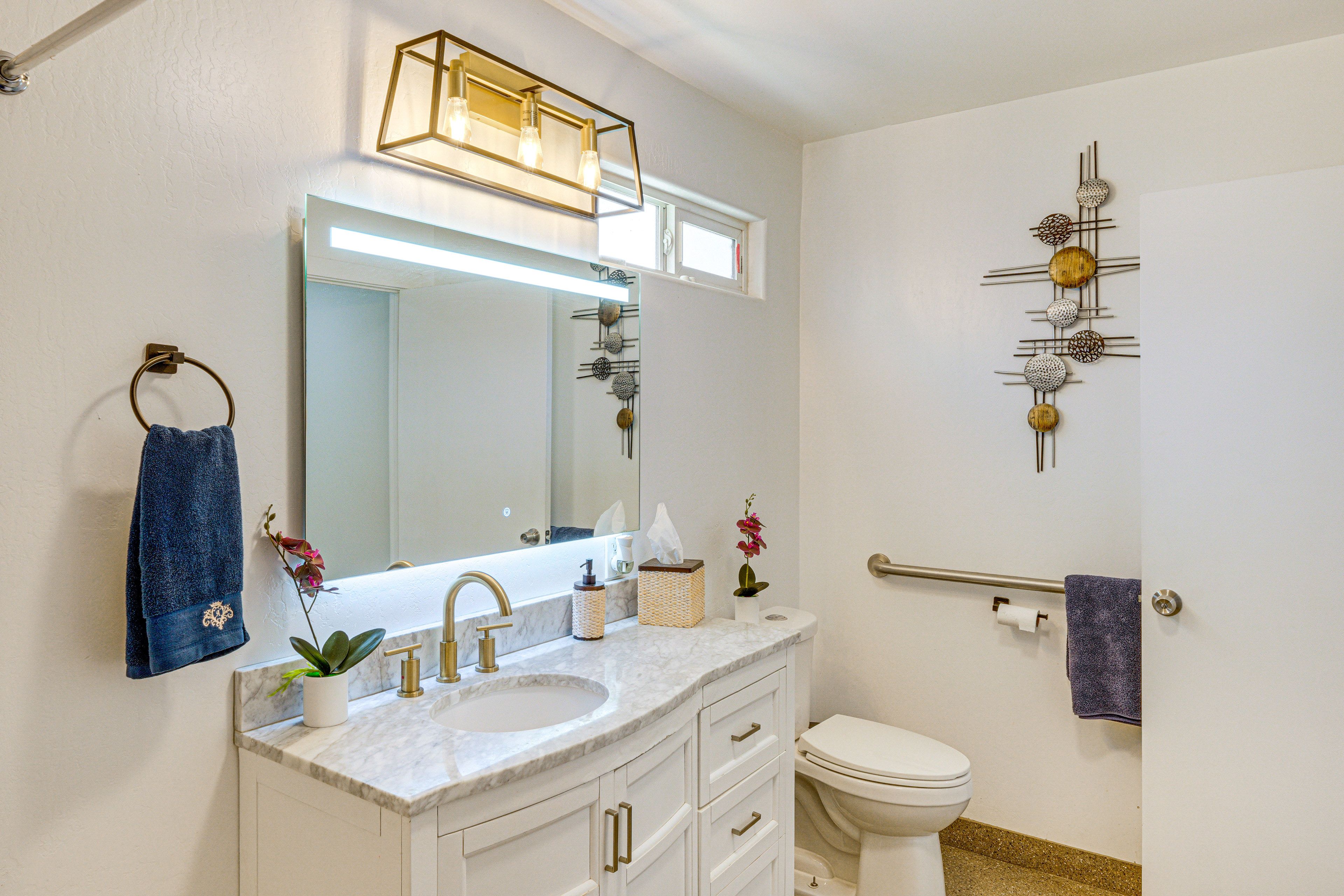 Bathroom | Shower | Grab Rails
