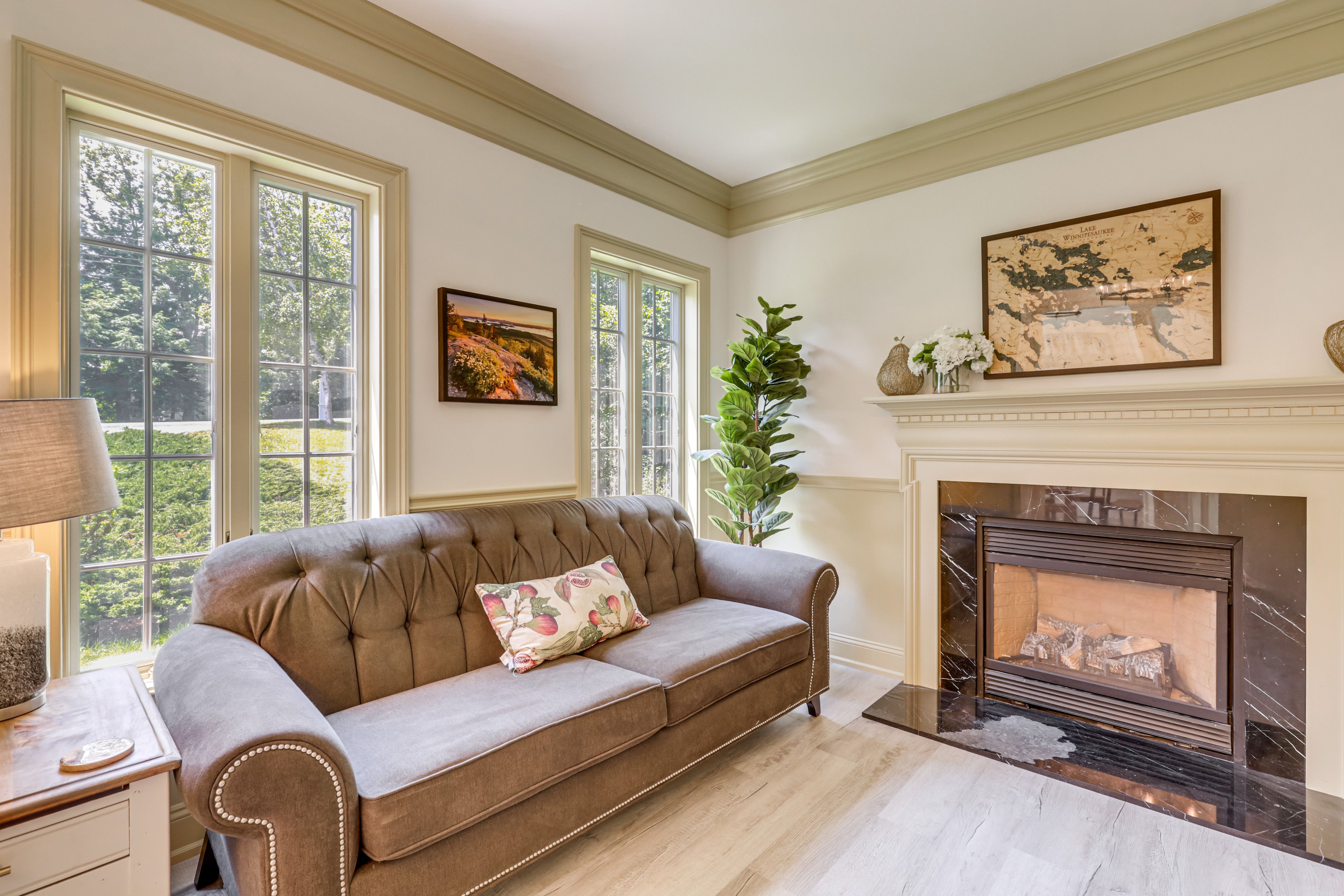 Sitting Room | 1st Floor