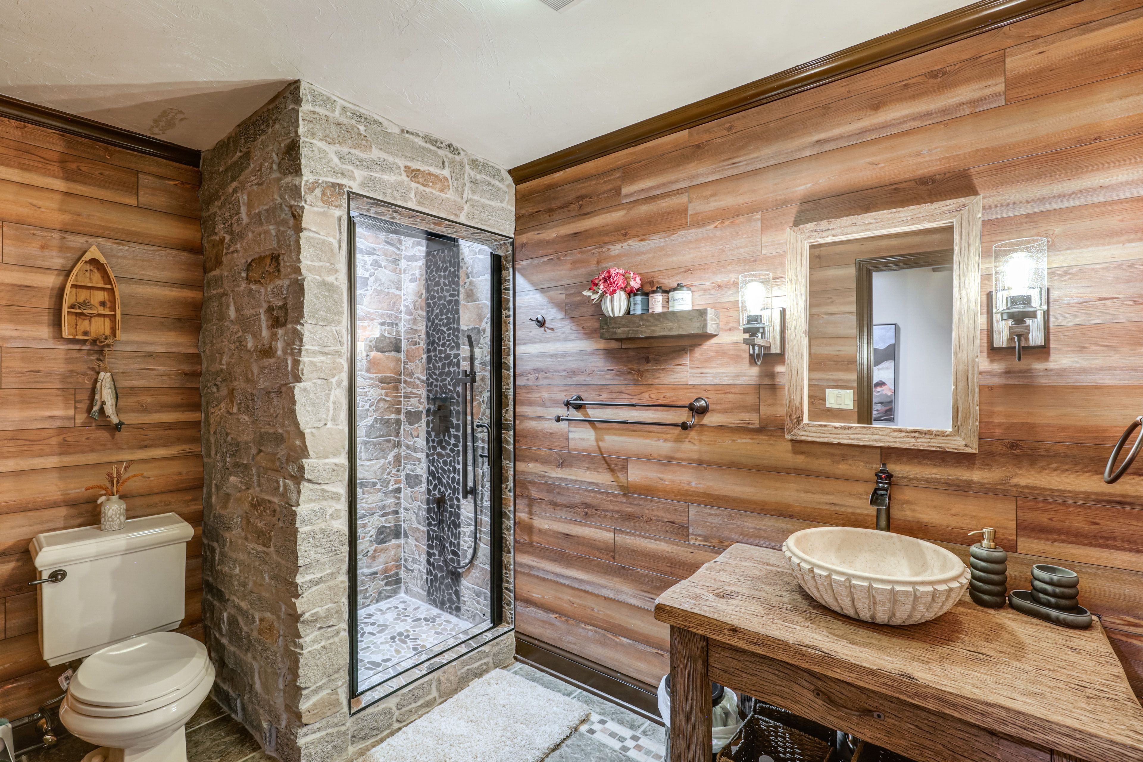 Bathroom | Basement Level