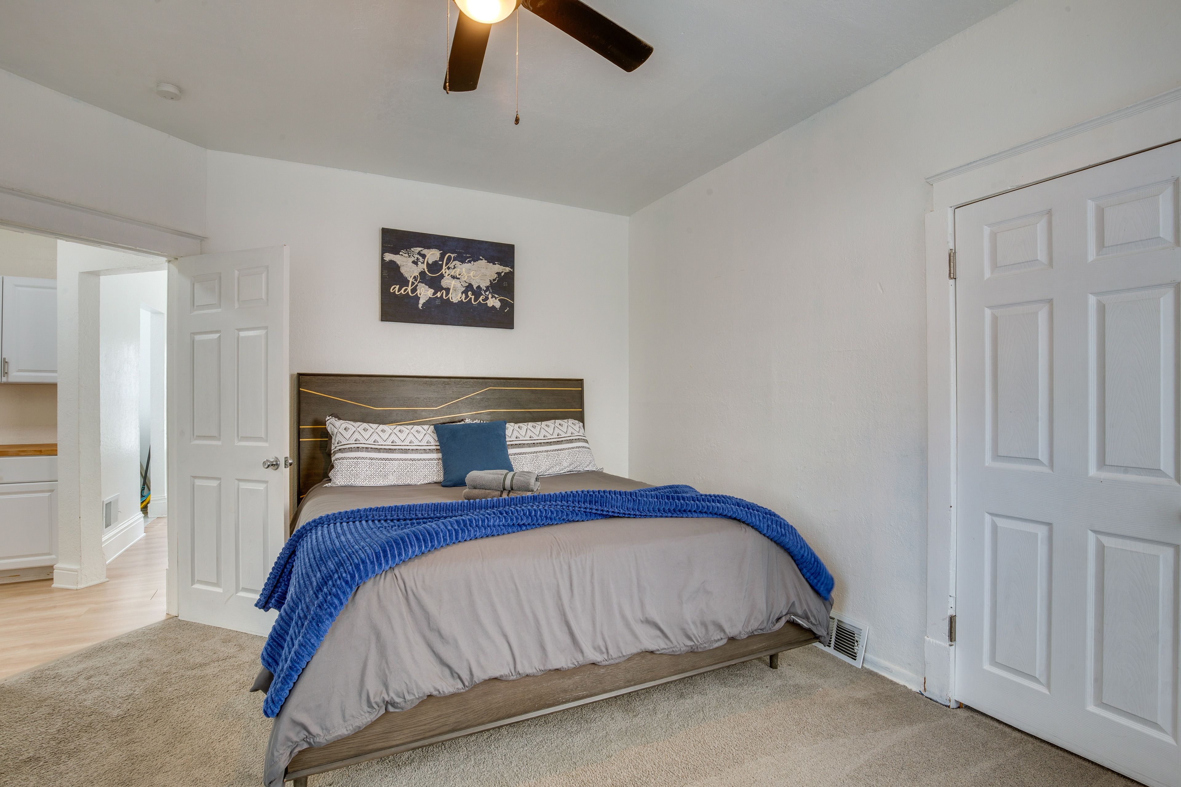 Bedroom 2 | King Bed