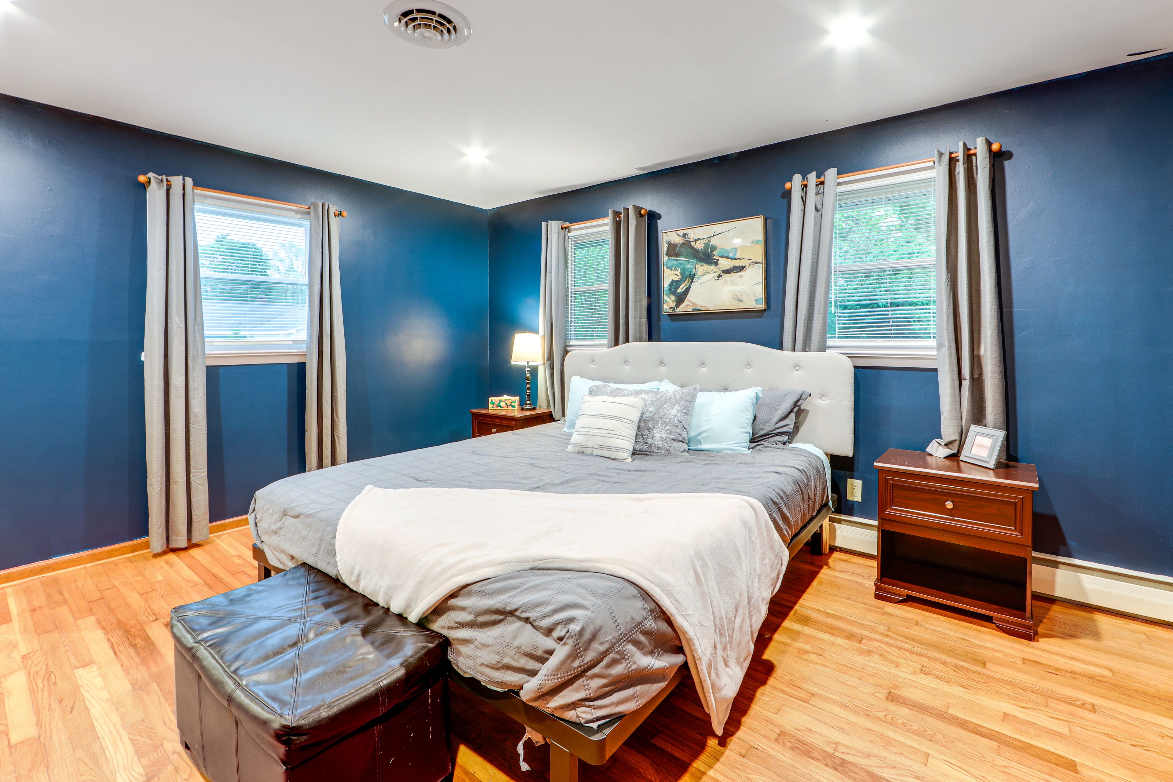 Bedroom 1 | California King Bed