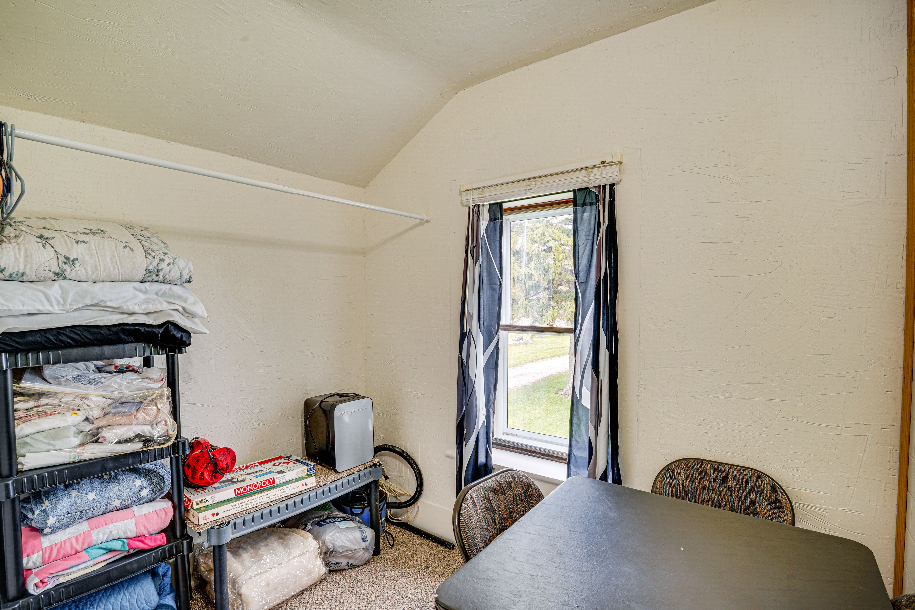 Den | 2nd Floor