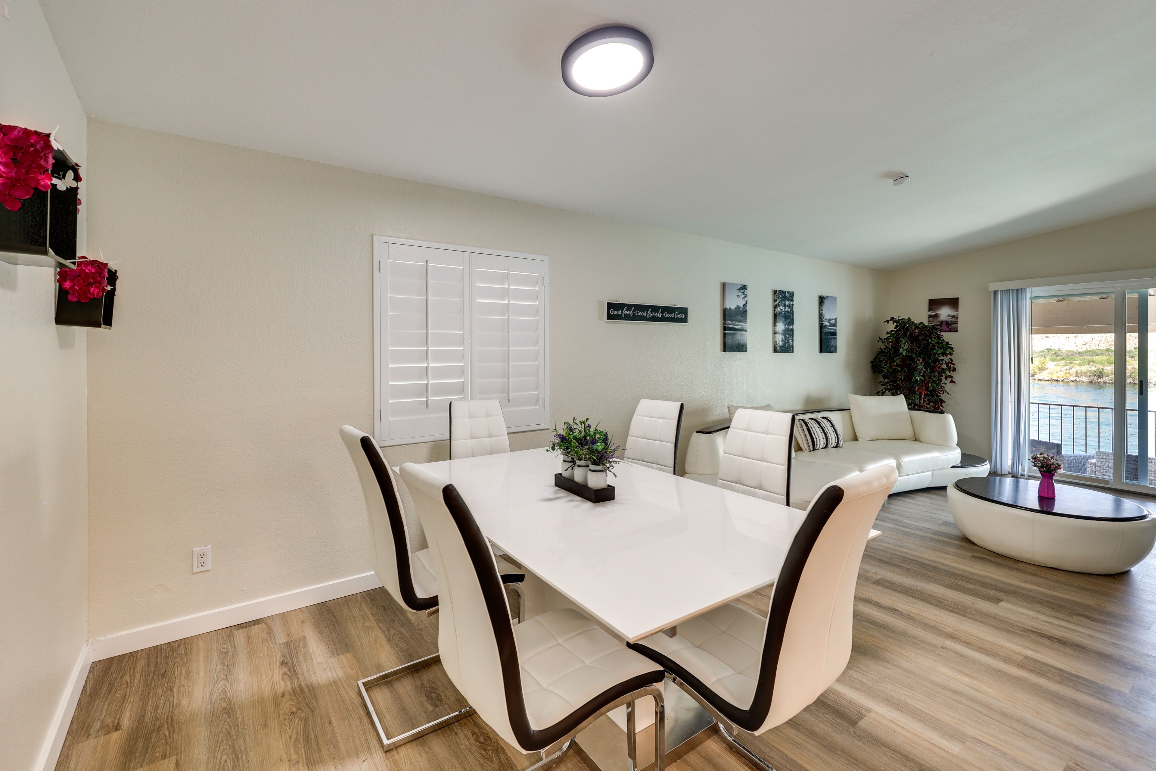 Dining Area | Dishware & Flatware