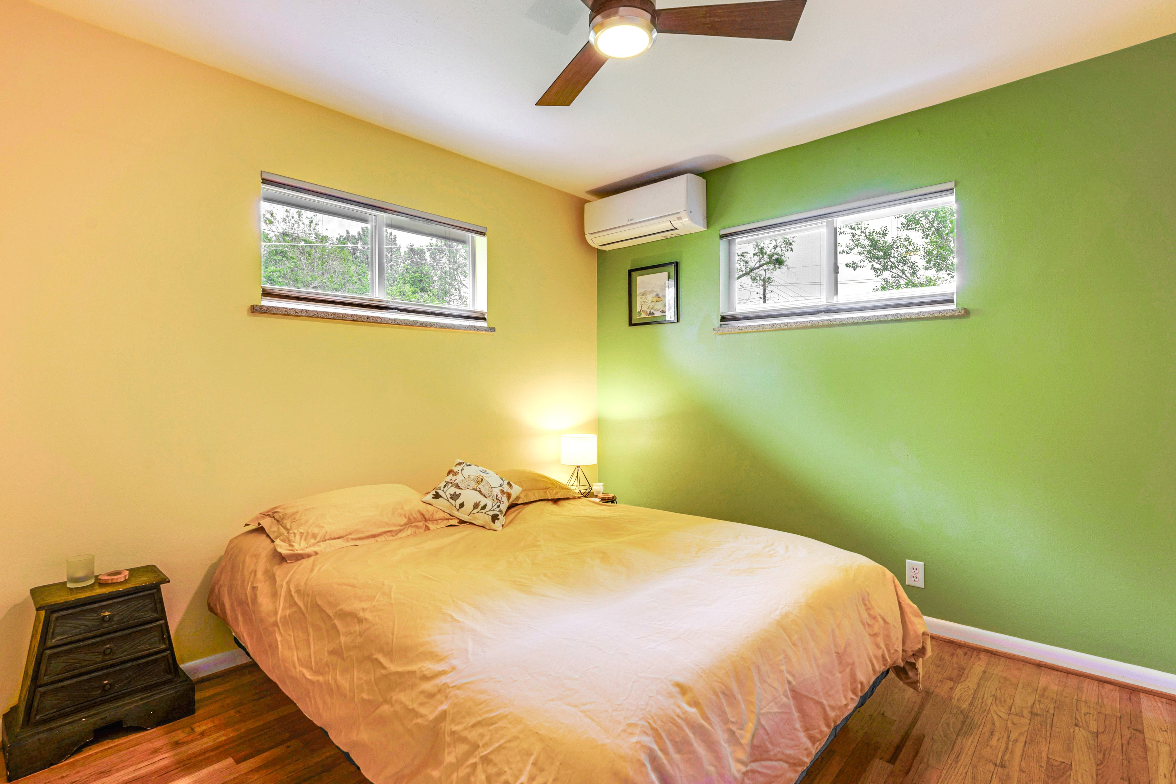 Bedroom 2 | Queen Bed