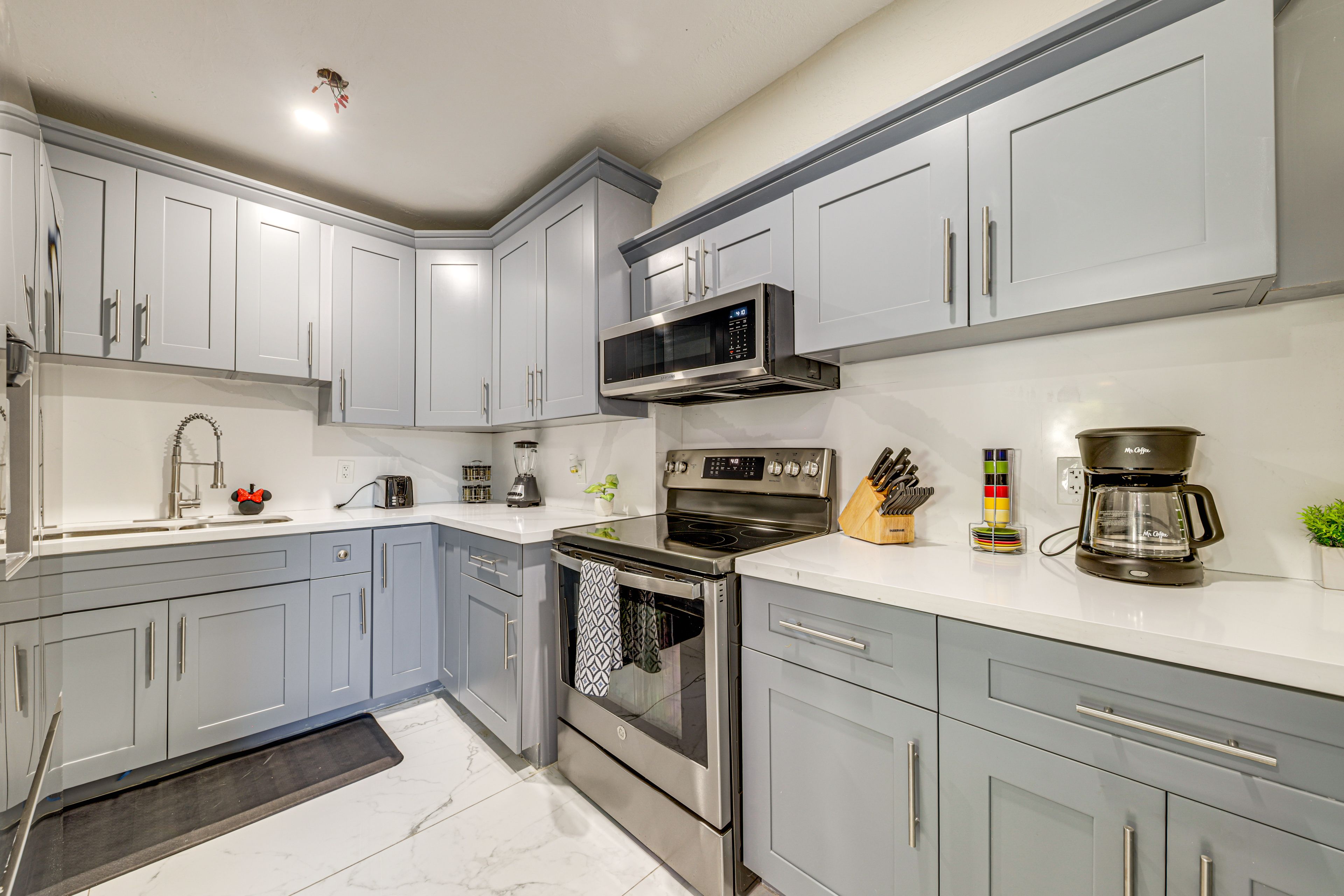 Kitchen | Drip Coffee Maker | Blender | Toaster | Cooking Basics
