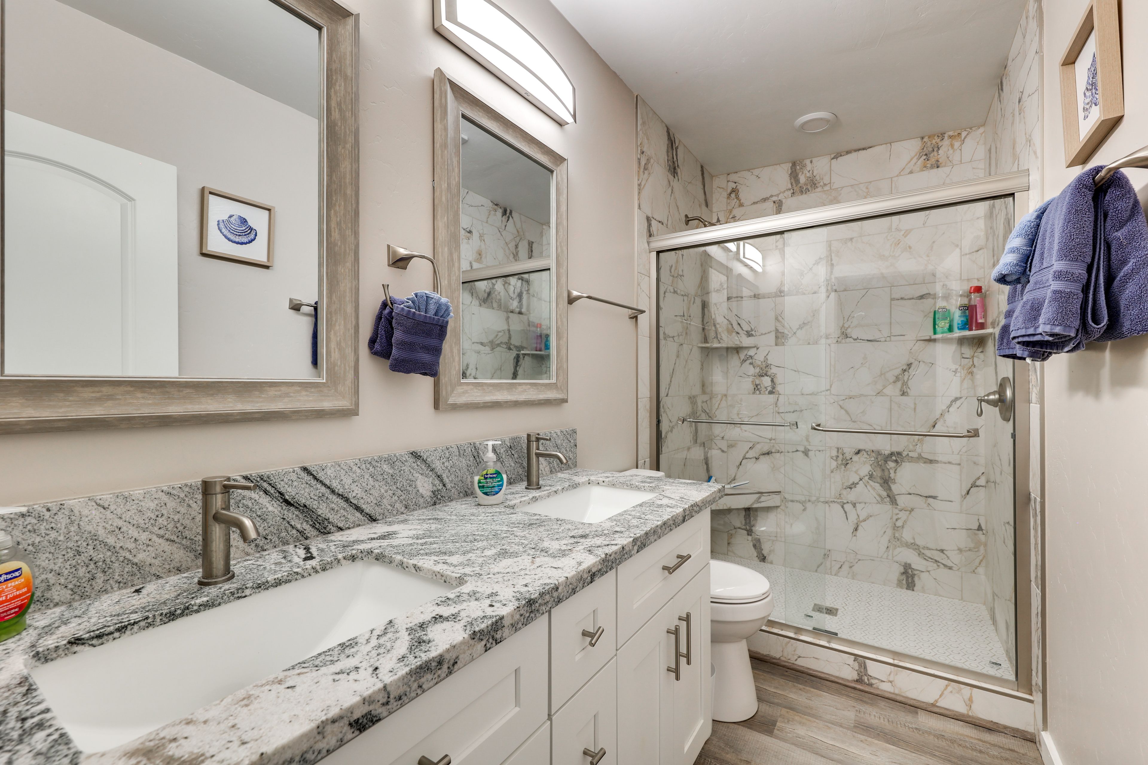 Full Bath | Towels