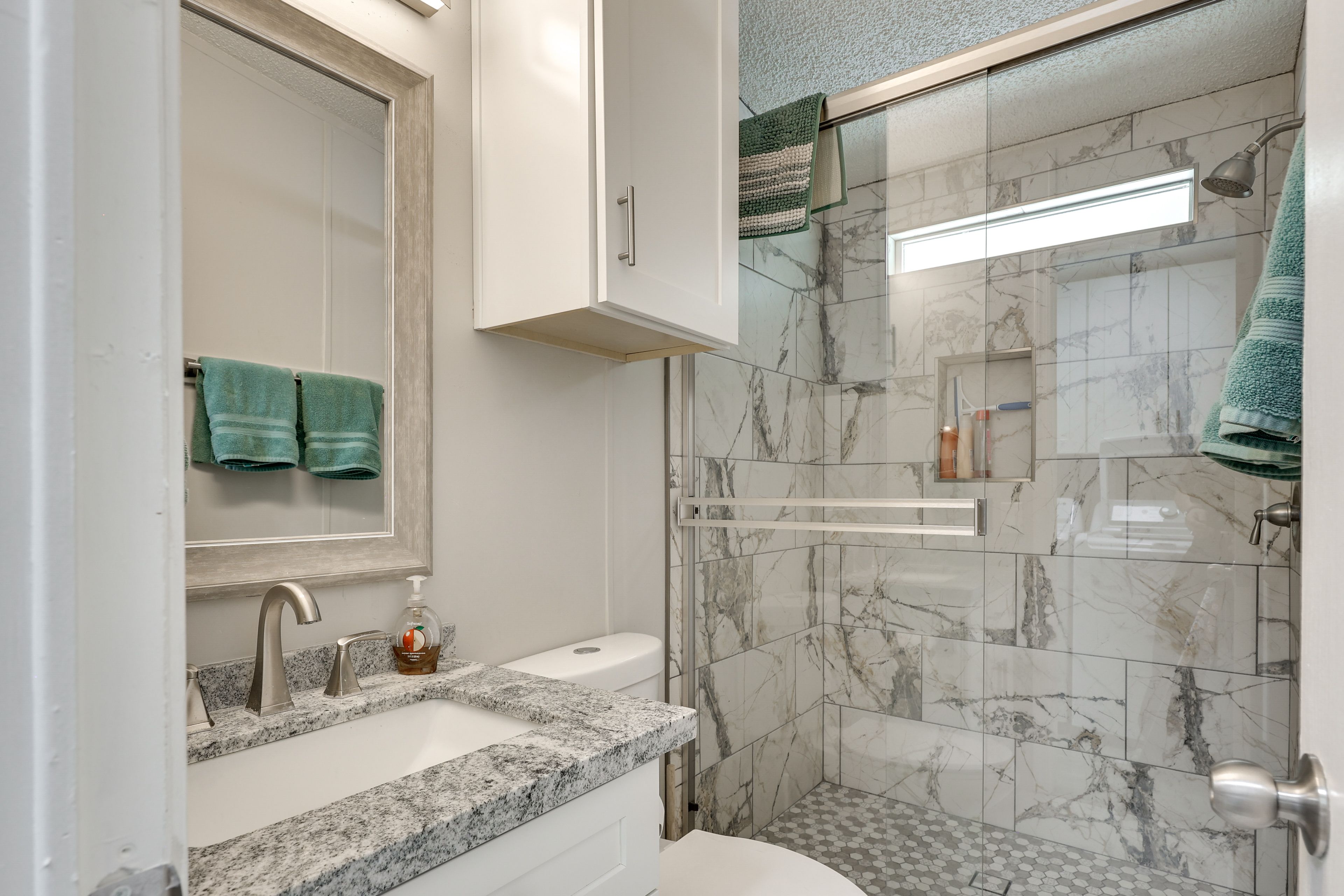 Bathroom | Towels Provided