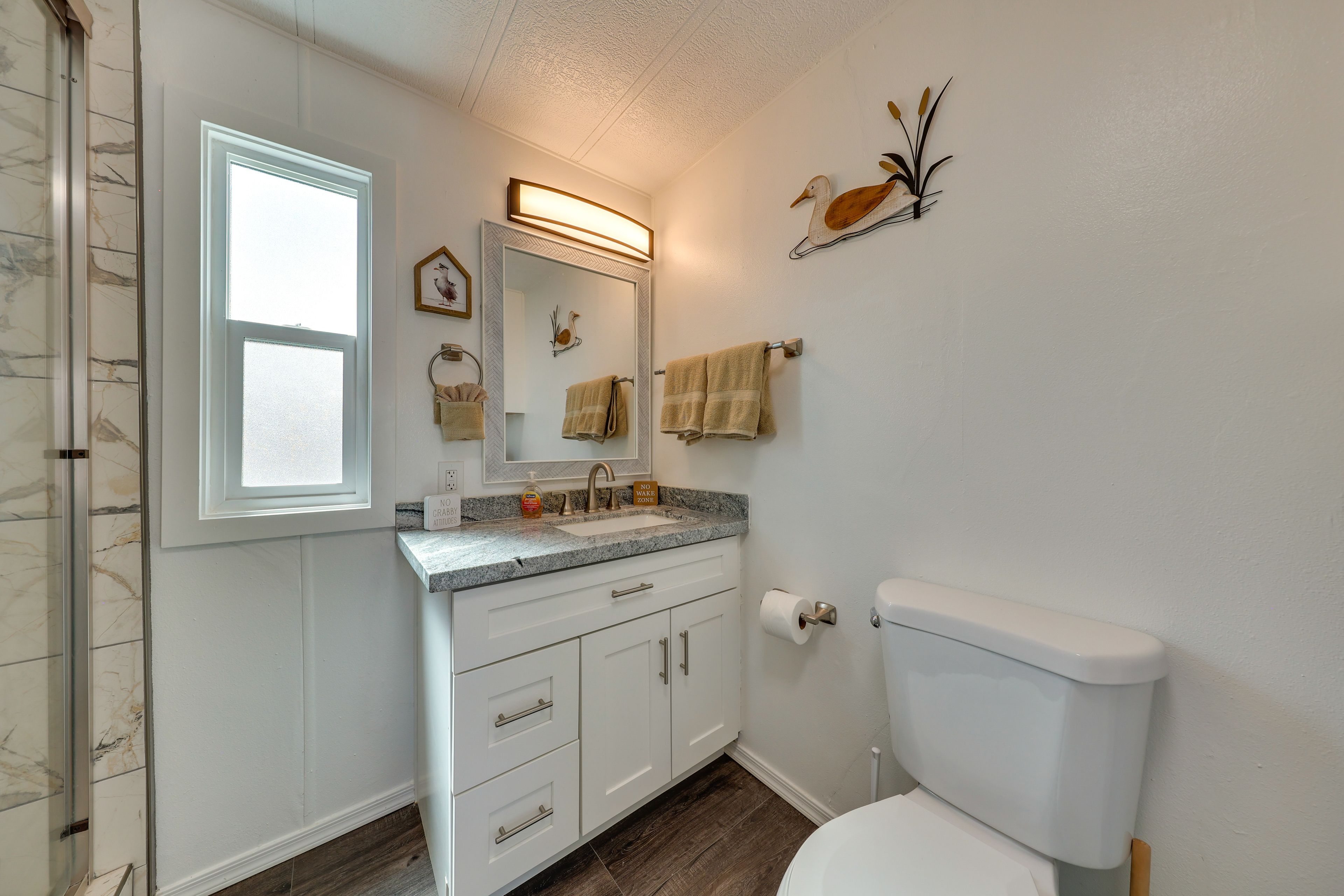 Bathroom | Towels Provided