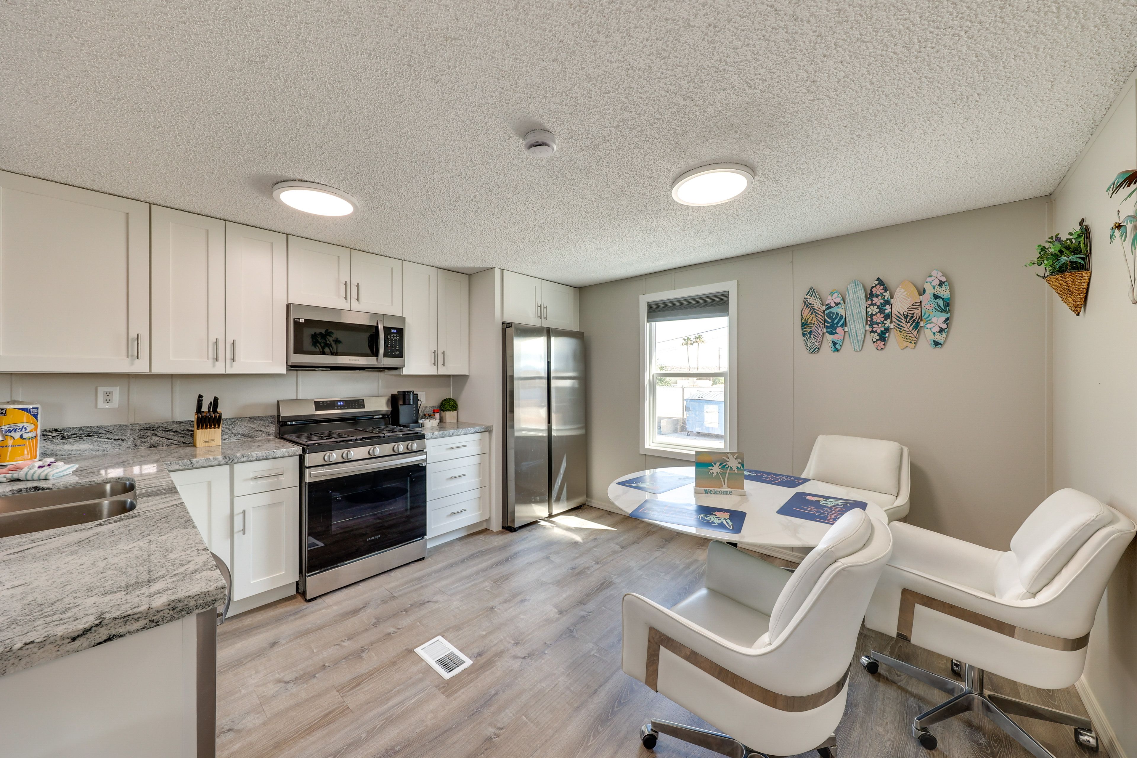 Kitchen | Cooking Basics | Coffee Maker | Dining Area