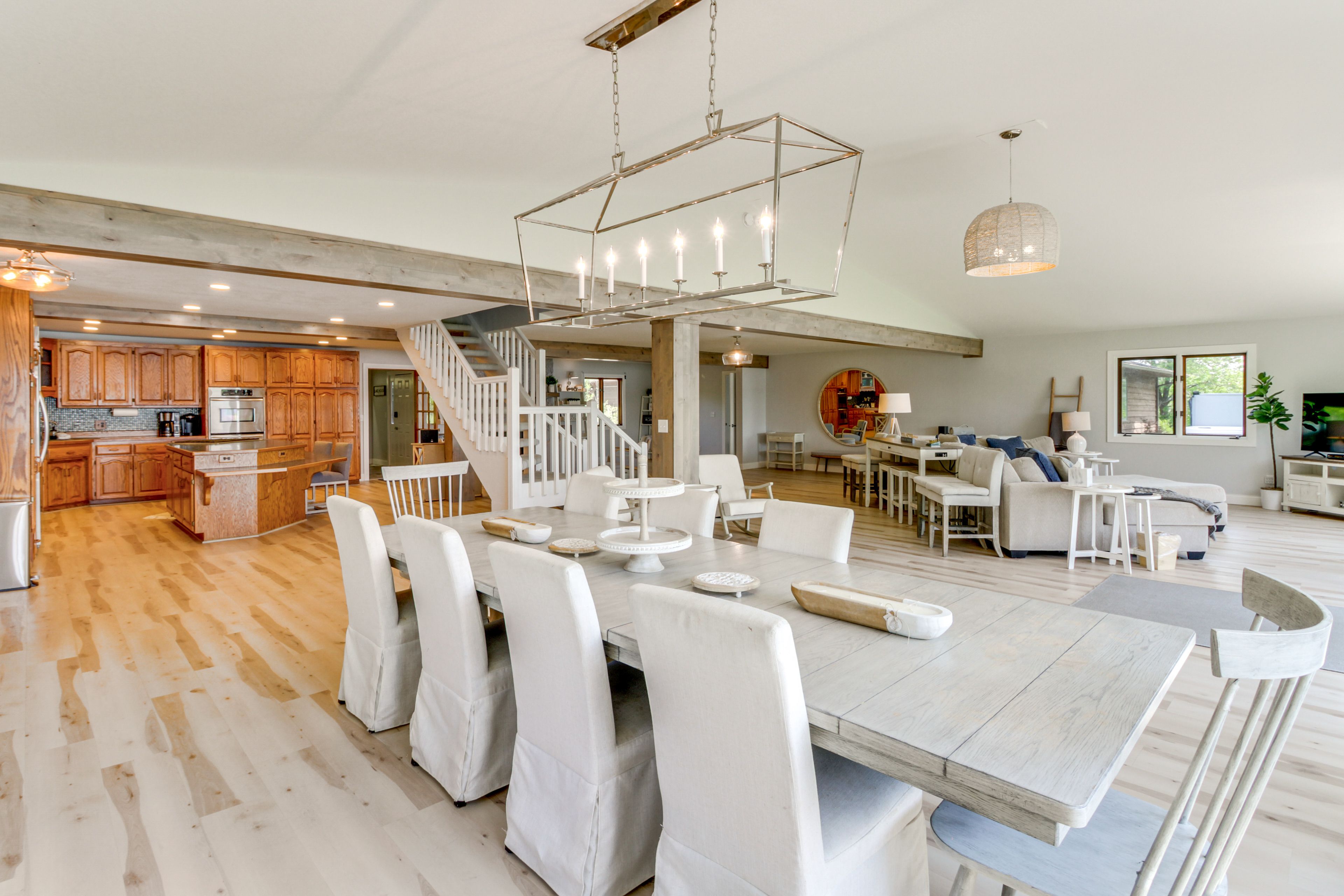 Dining Area | 1st Floor