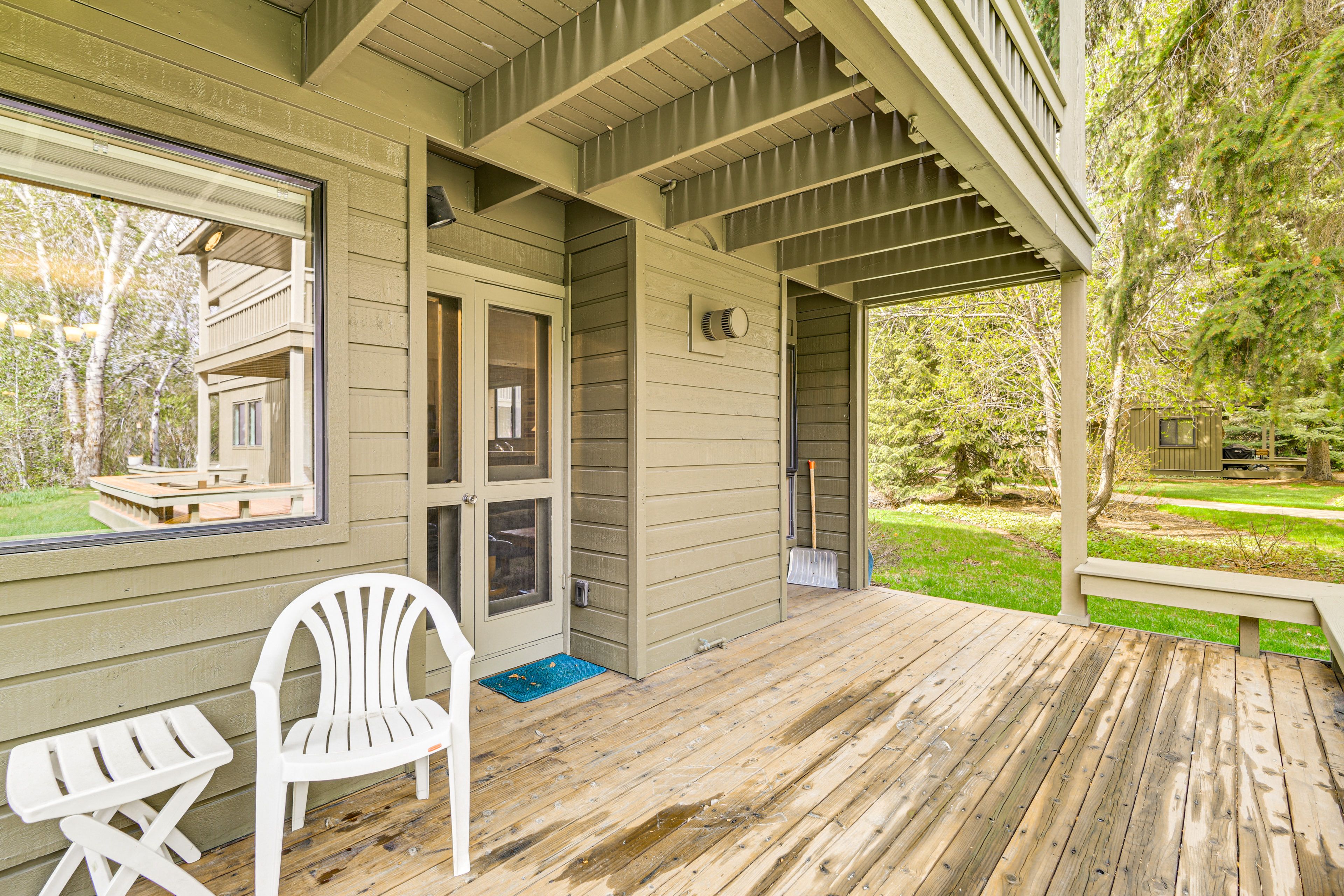 Deck