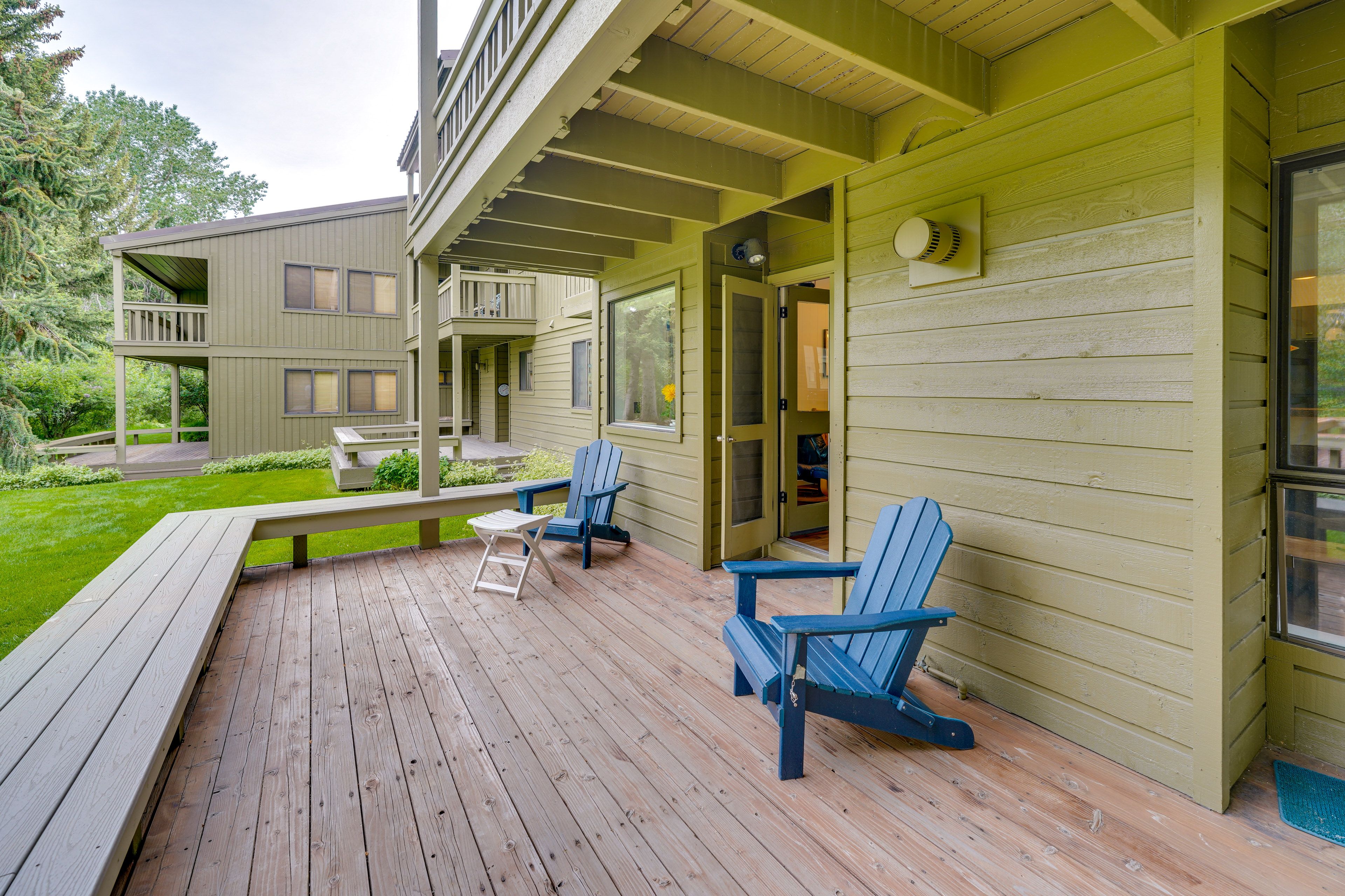 Deck