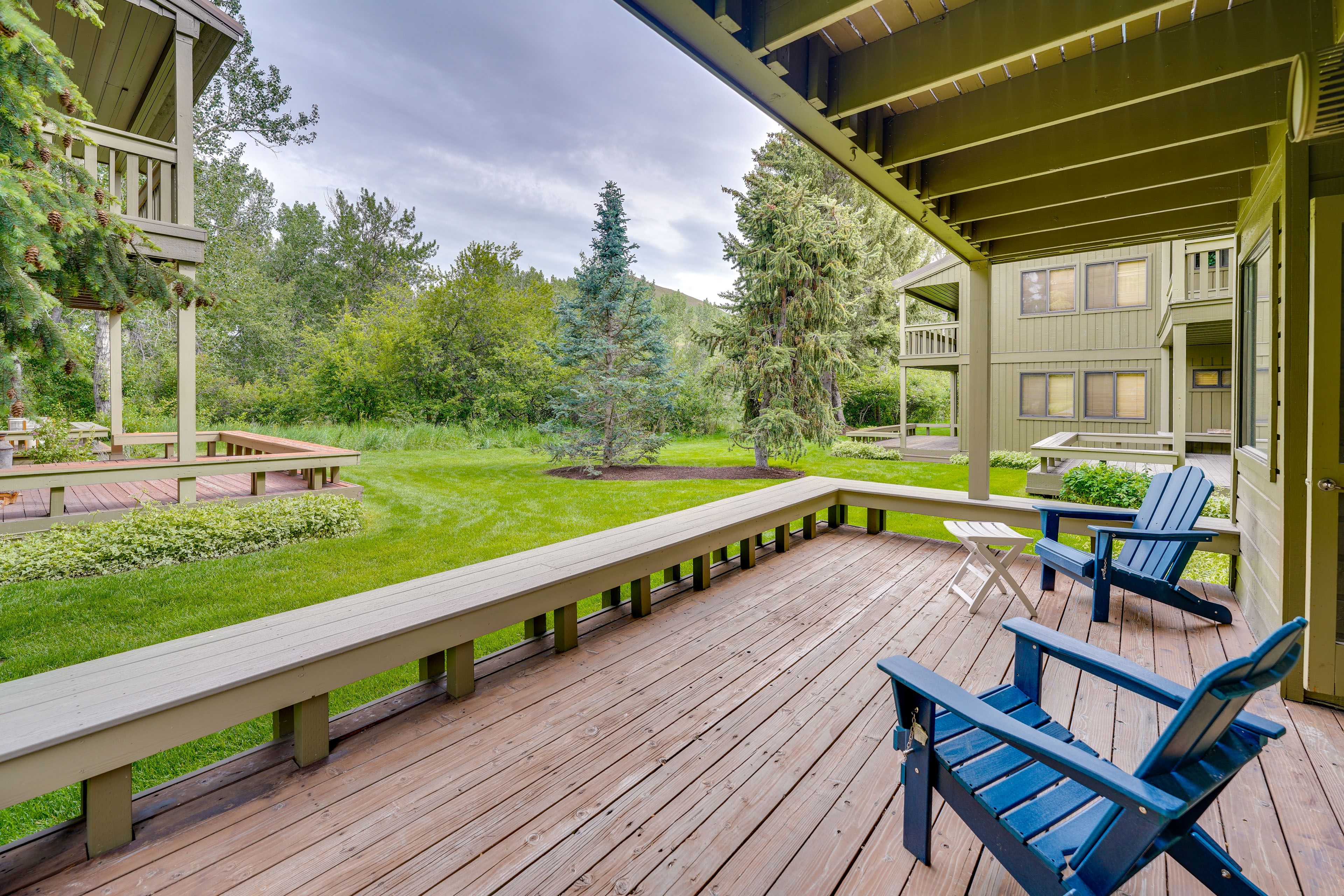 Deck