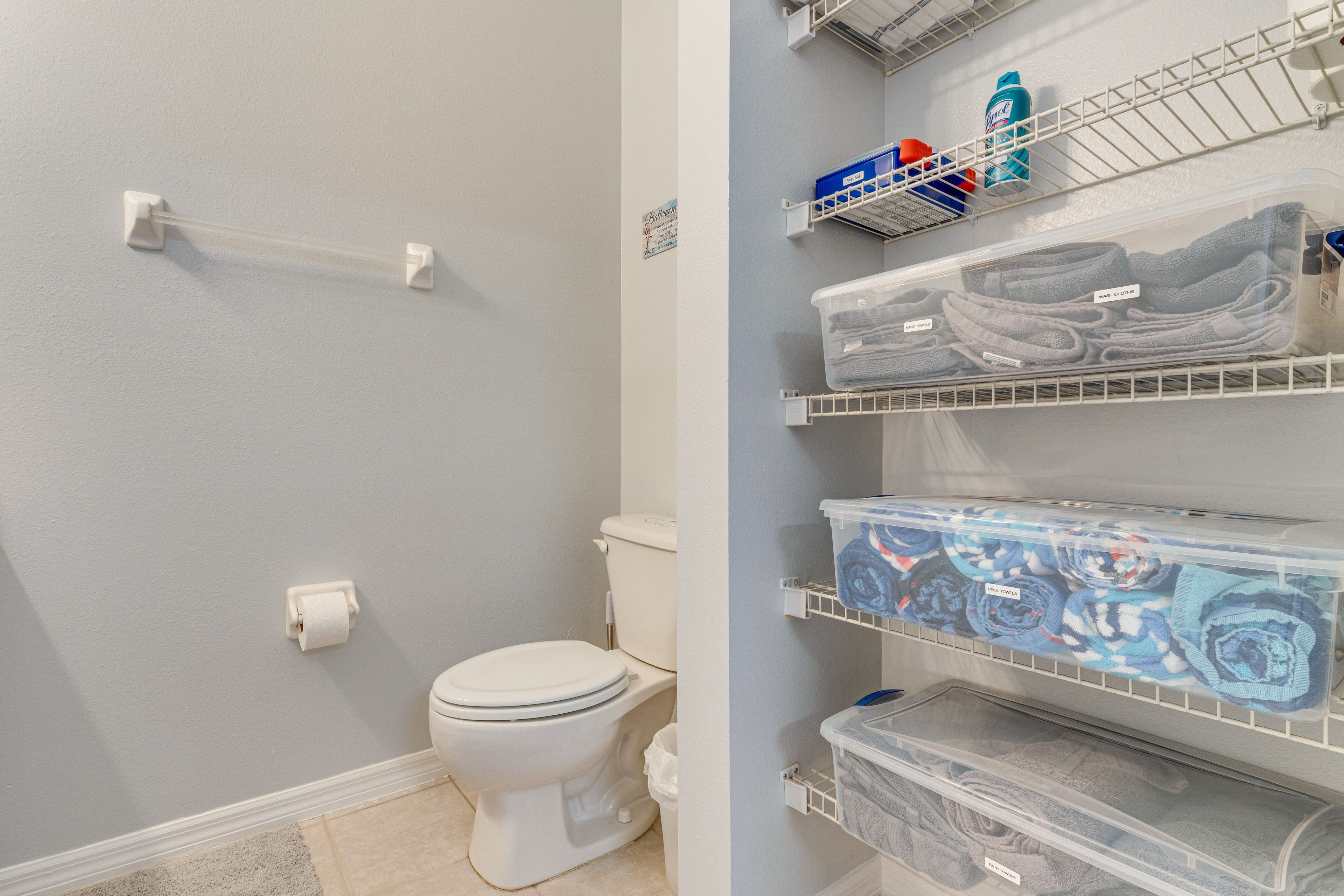 Half Bathroom | 1st Floor
