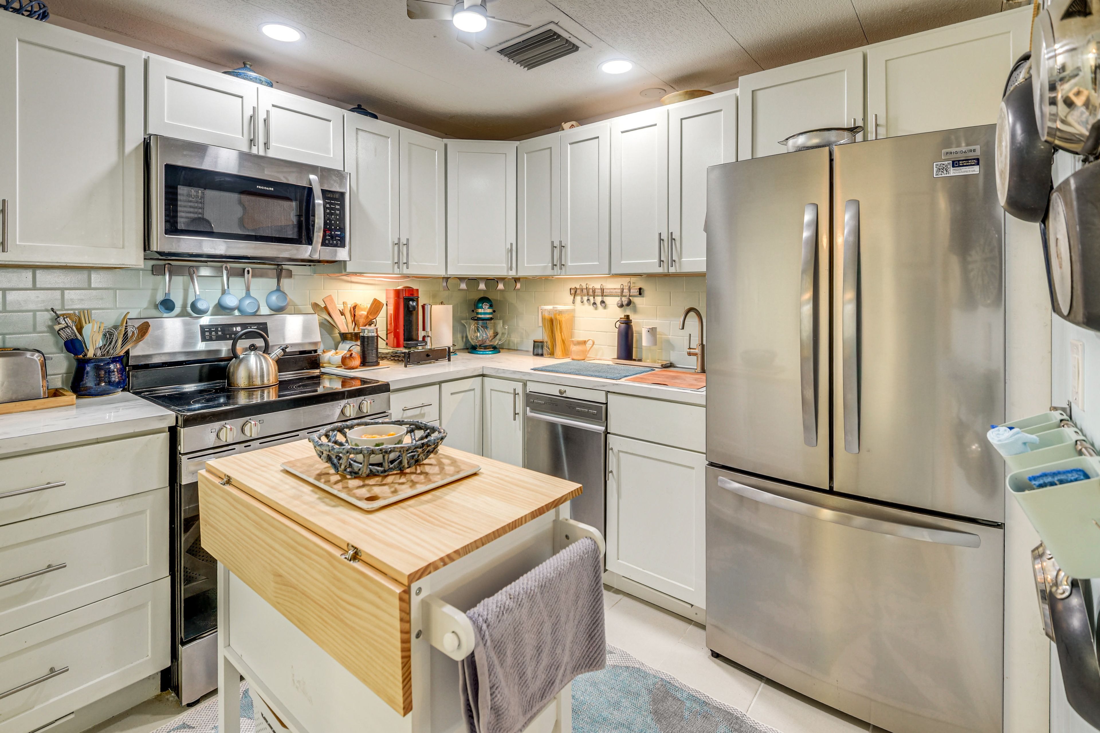 Kitchen | Cooking Basics | Toaster | Blender