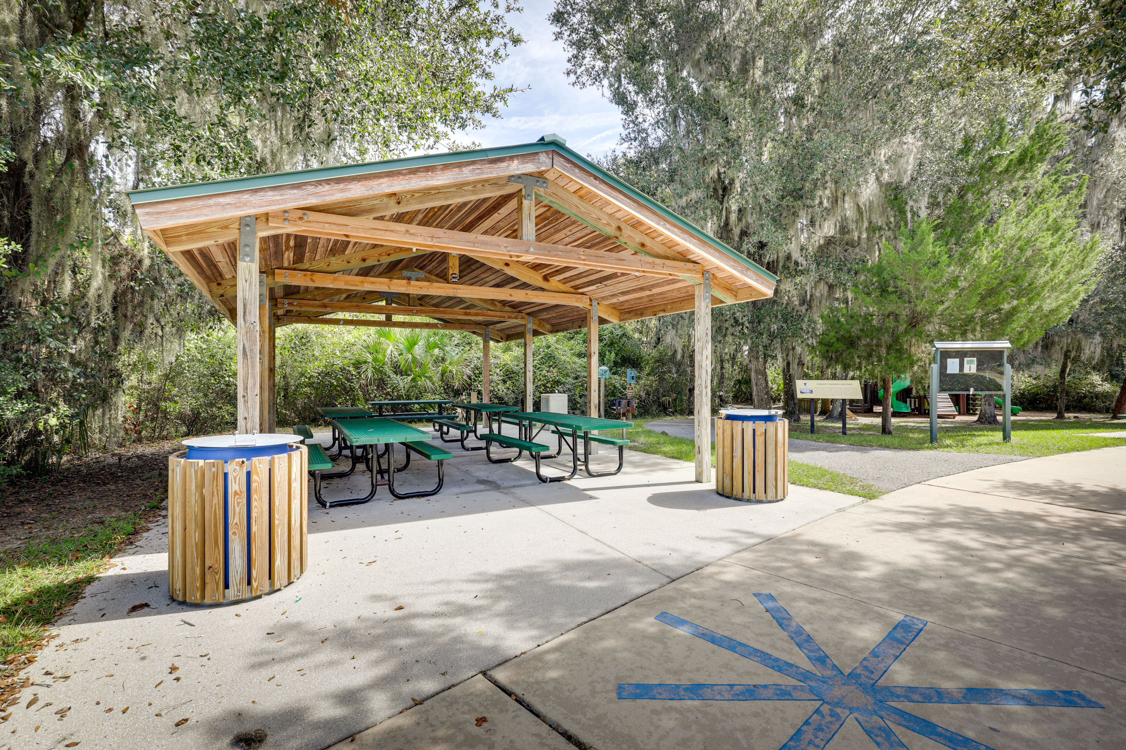 Pavilion w/ Picnic Area