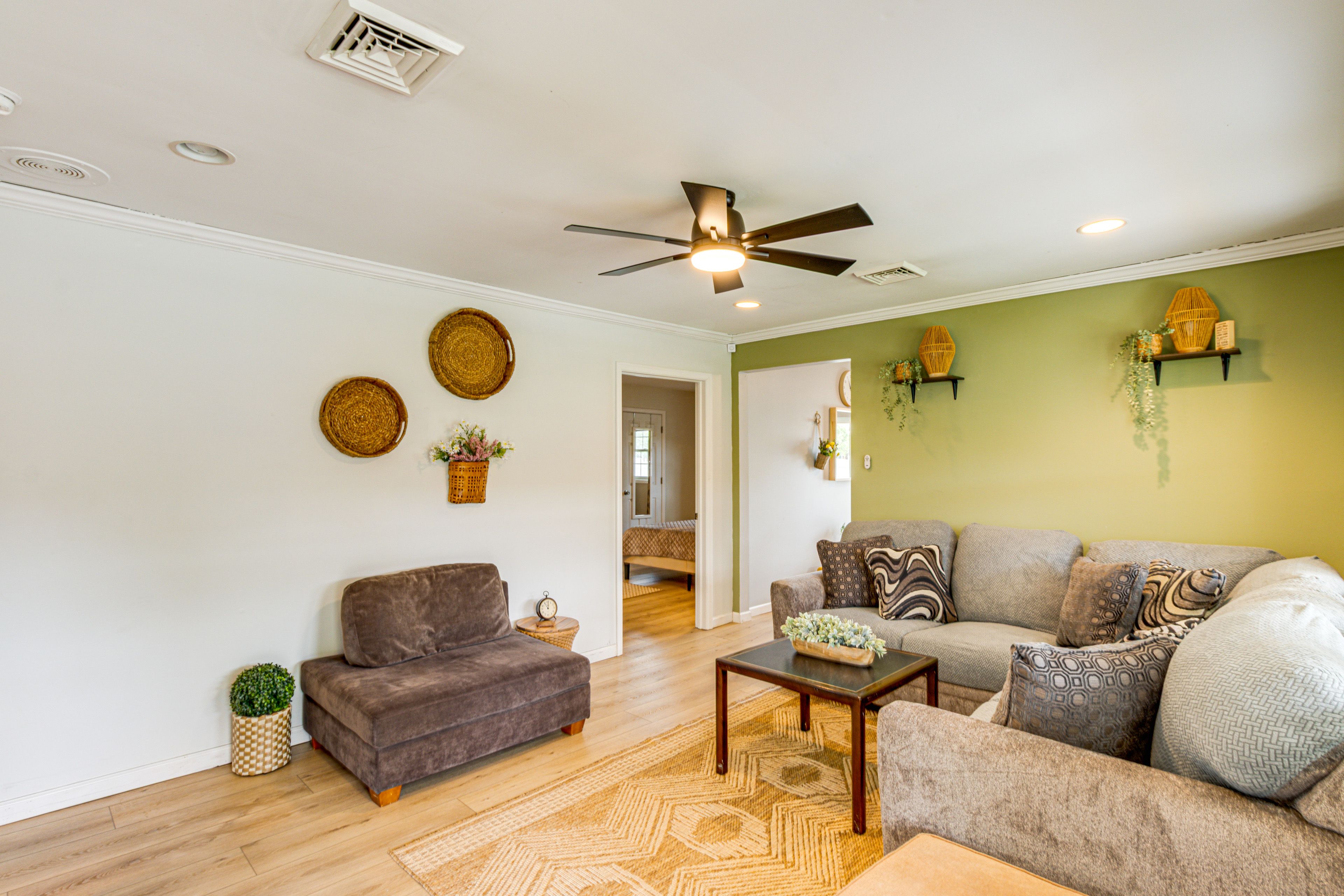 Living Room | Central A/C & Heat | Free WiFi