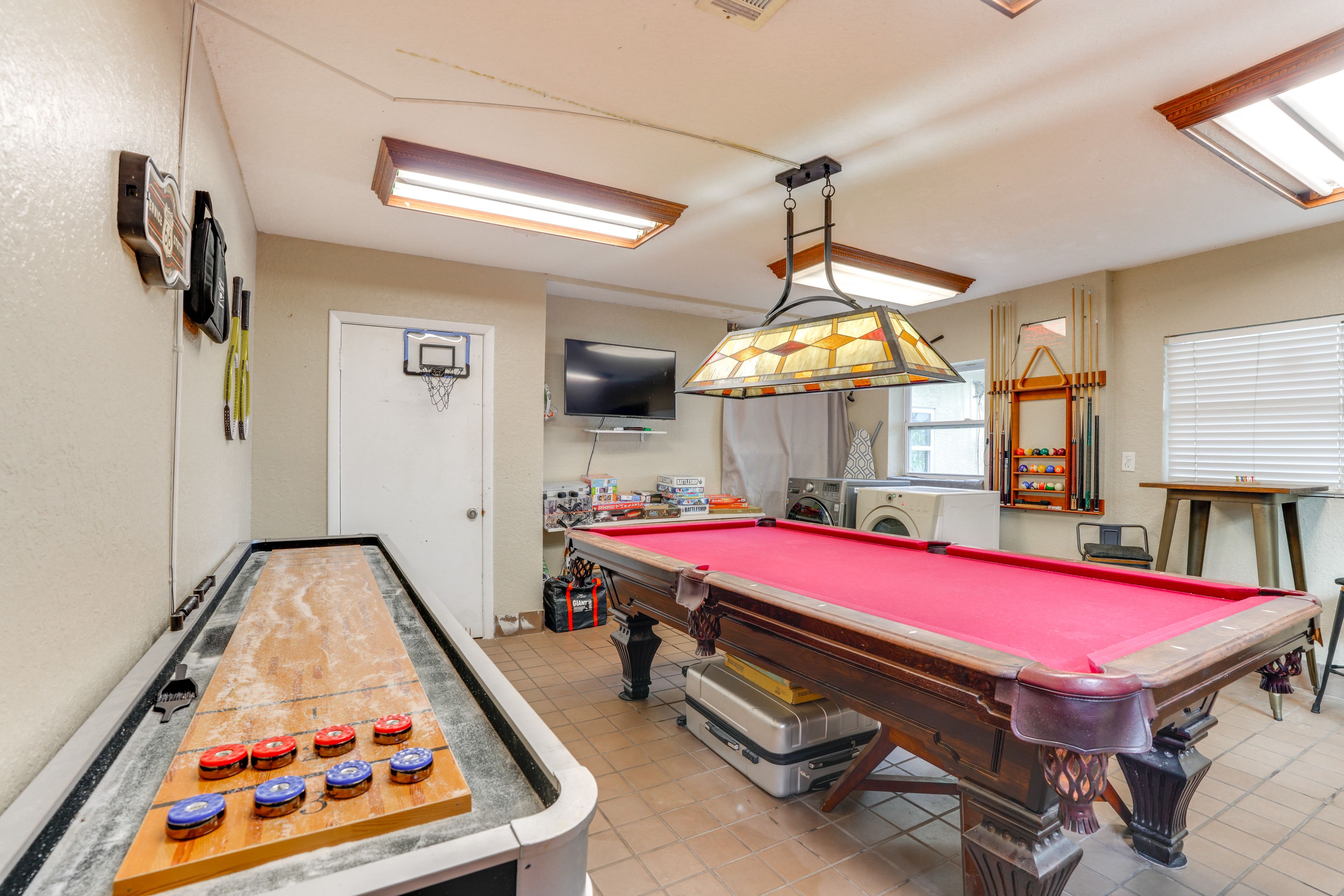 Game Room | Smart TV | Board Games | 1st Floor