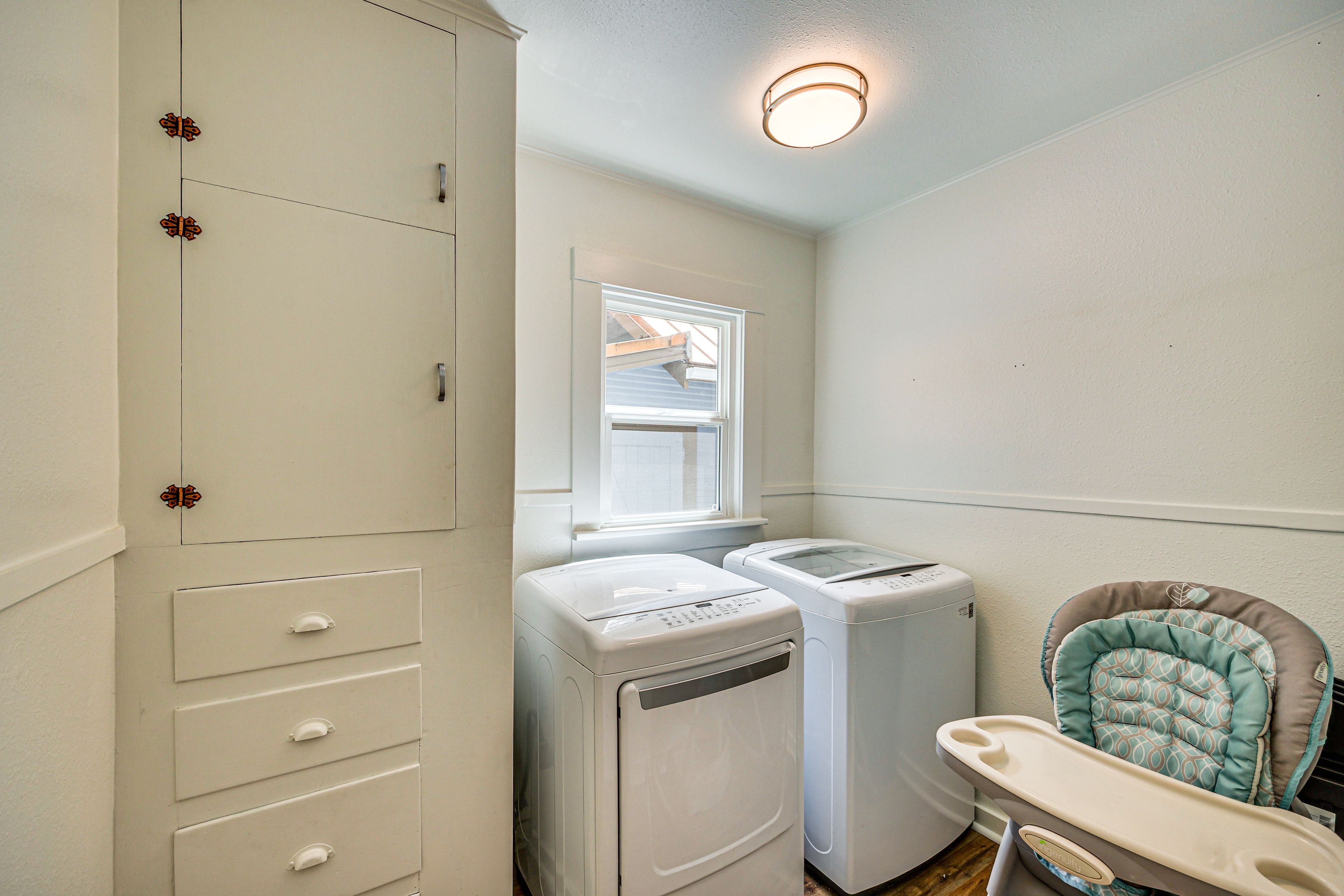 Laundry Room | 1st Floor