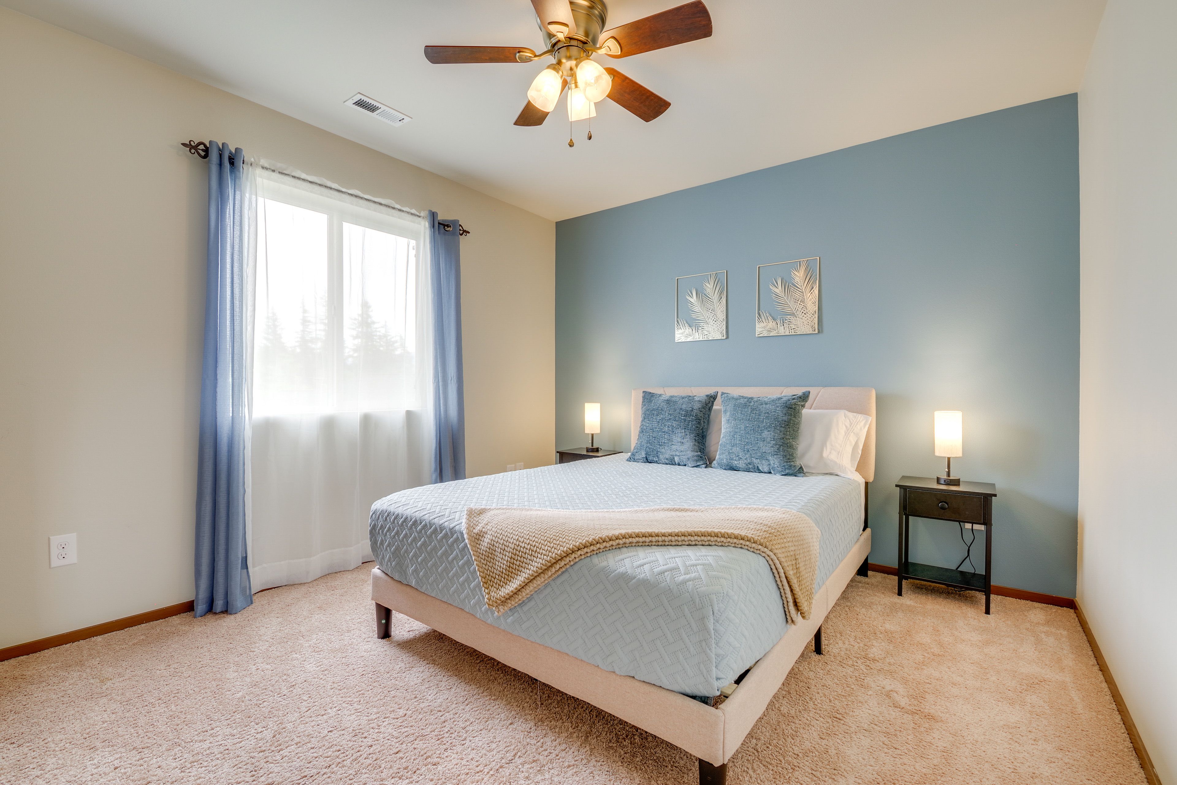 Bedroom 3 | 2nd Floor | Queen Bed