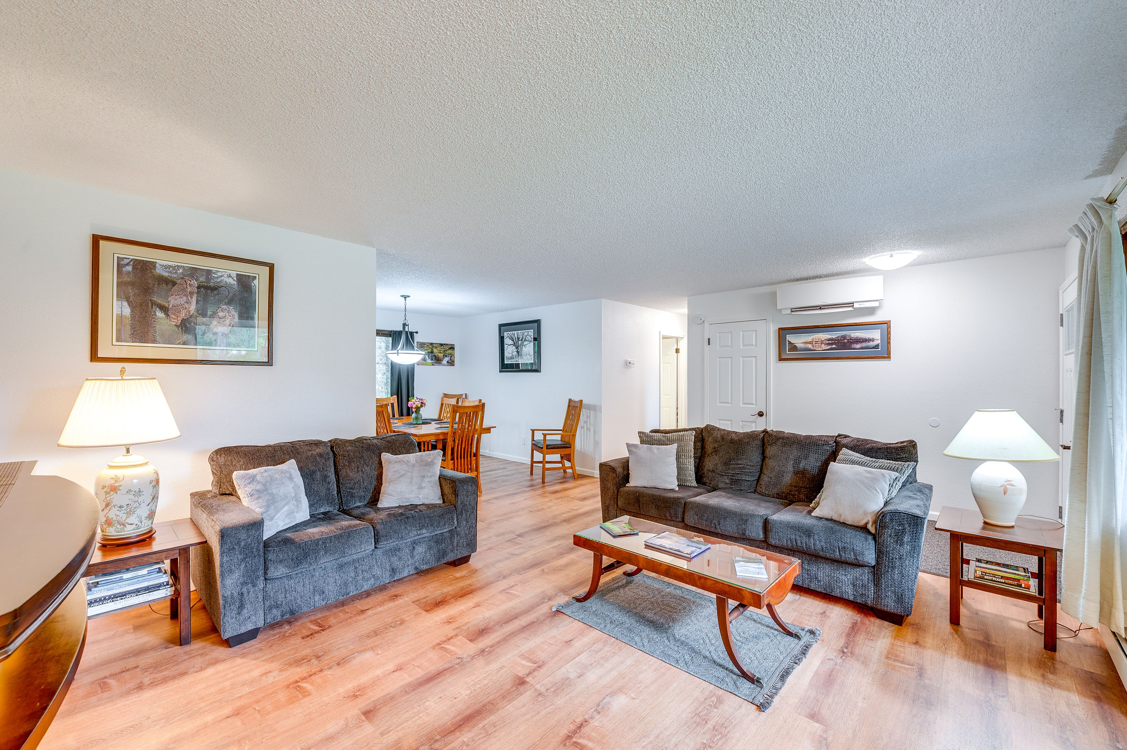 Living Room | Central A/C & Heat | Free WiFi