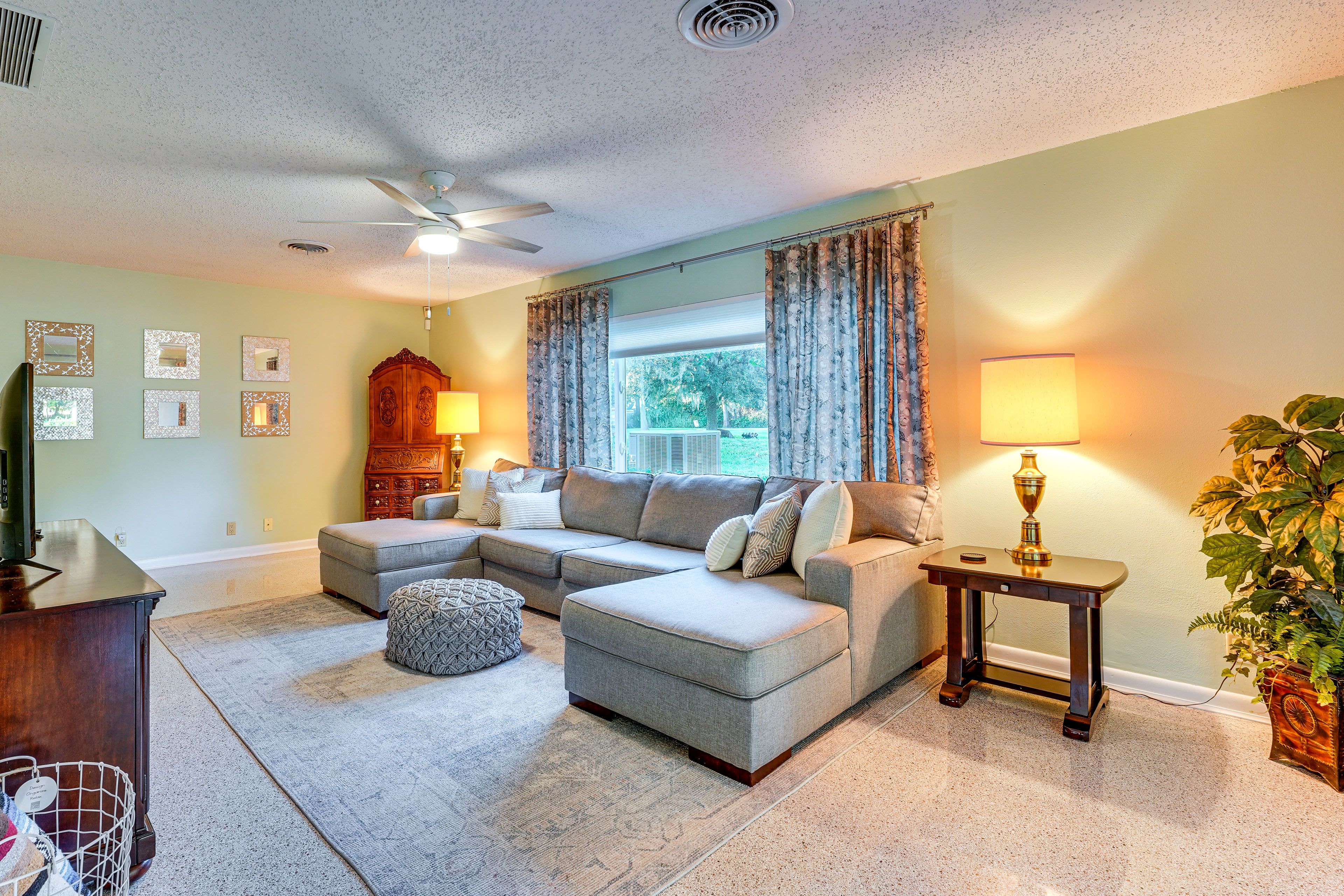 Living Room | Board Games