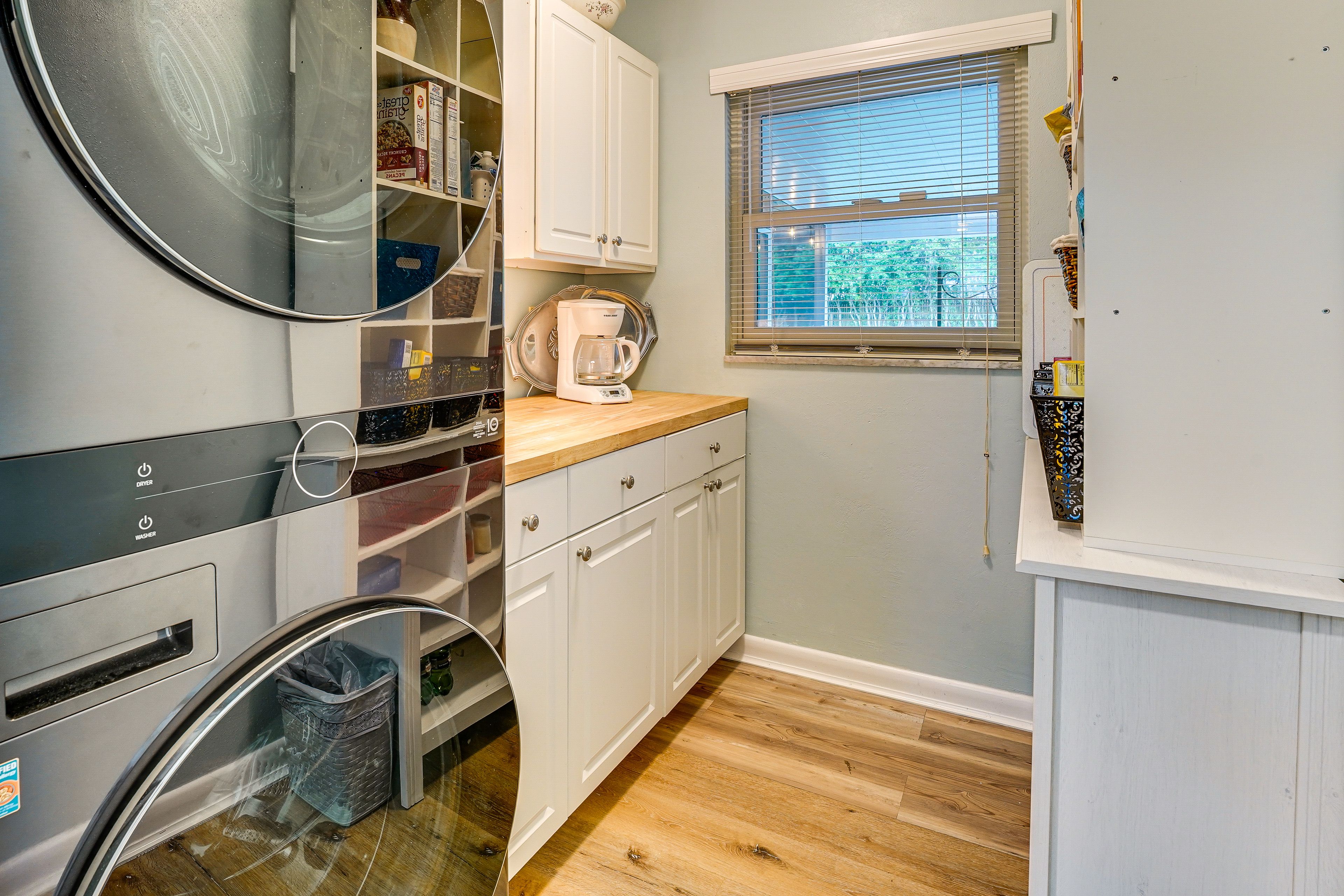 Laundry Area | Washer/Dryer