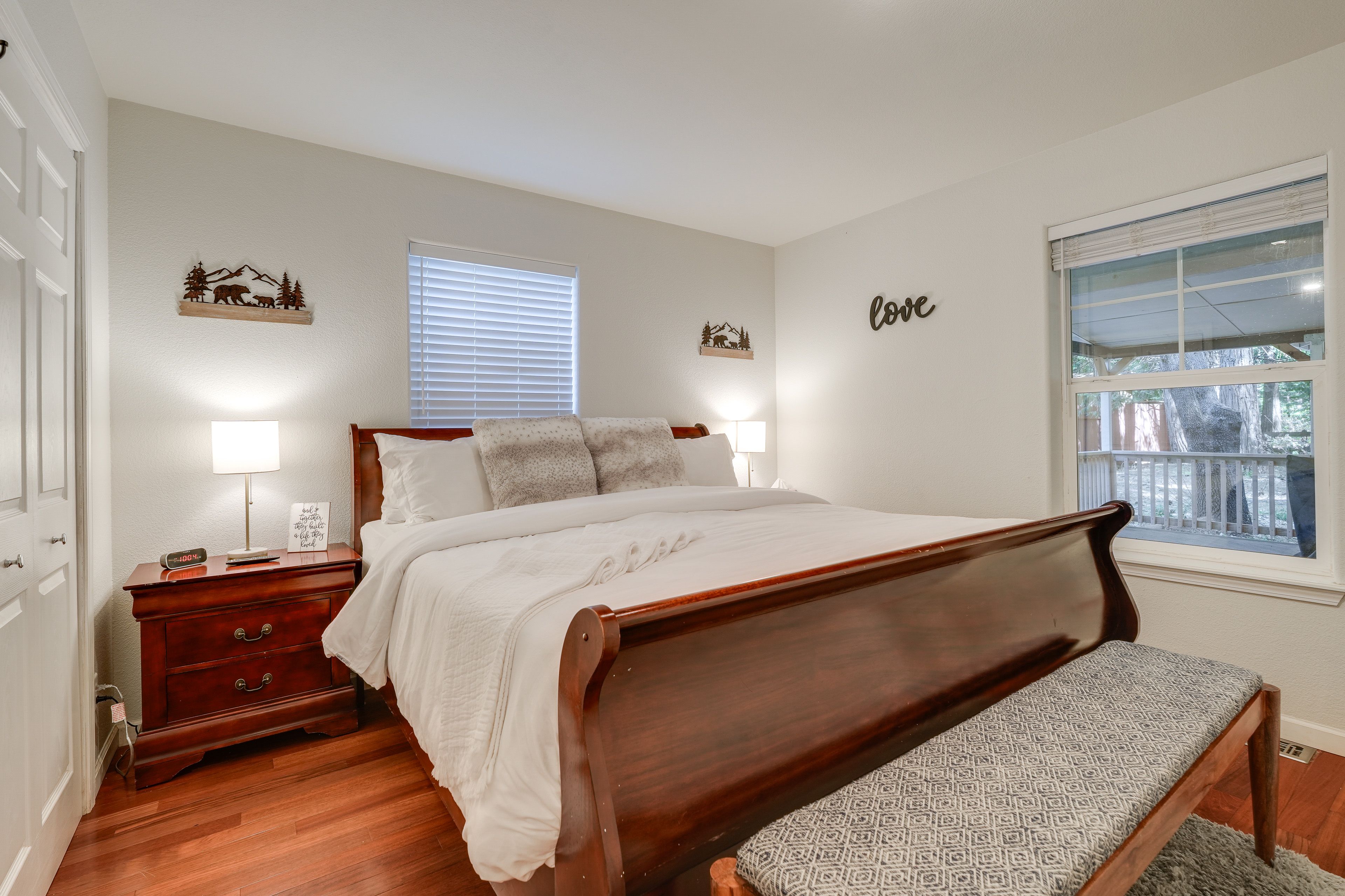 Bedroom 1 | California King Bed | 1st Floor