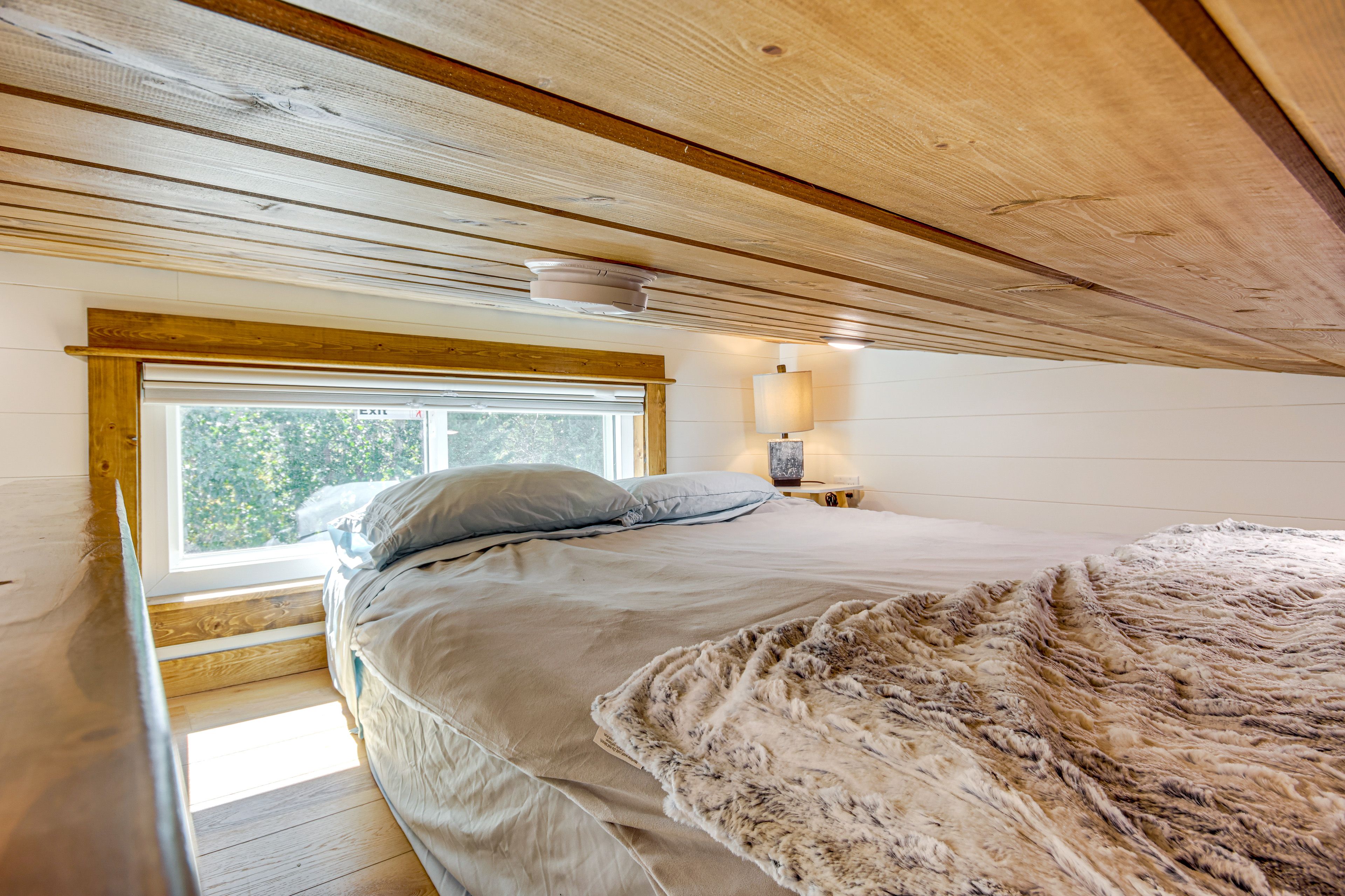 Loft | Queen Floor Mattress w/ Memory Foam | 2nd Floor