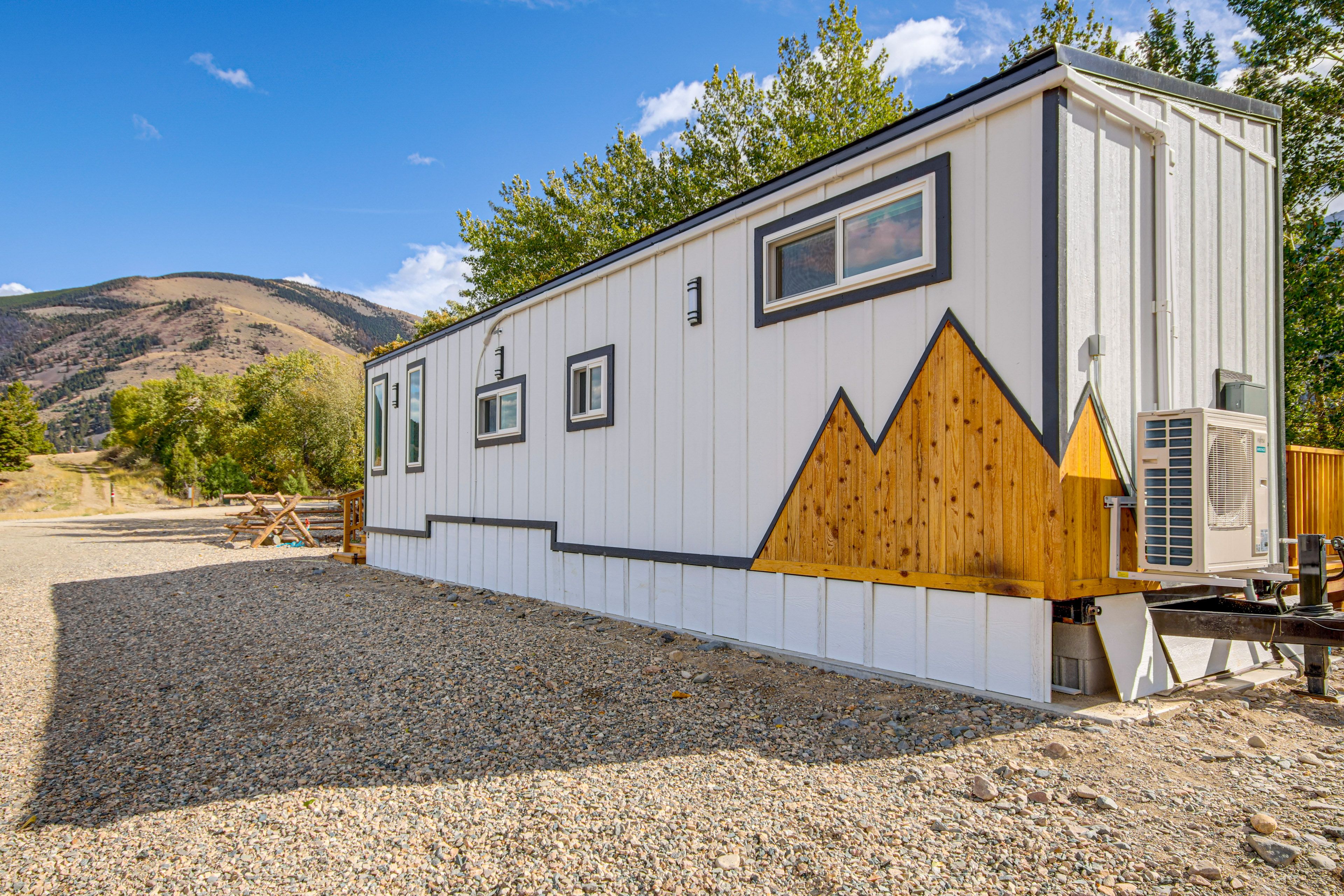 Mountain & Valley Views