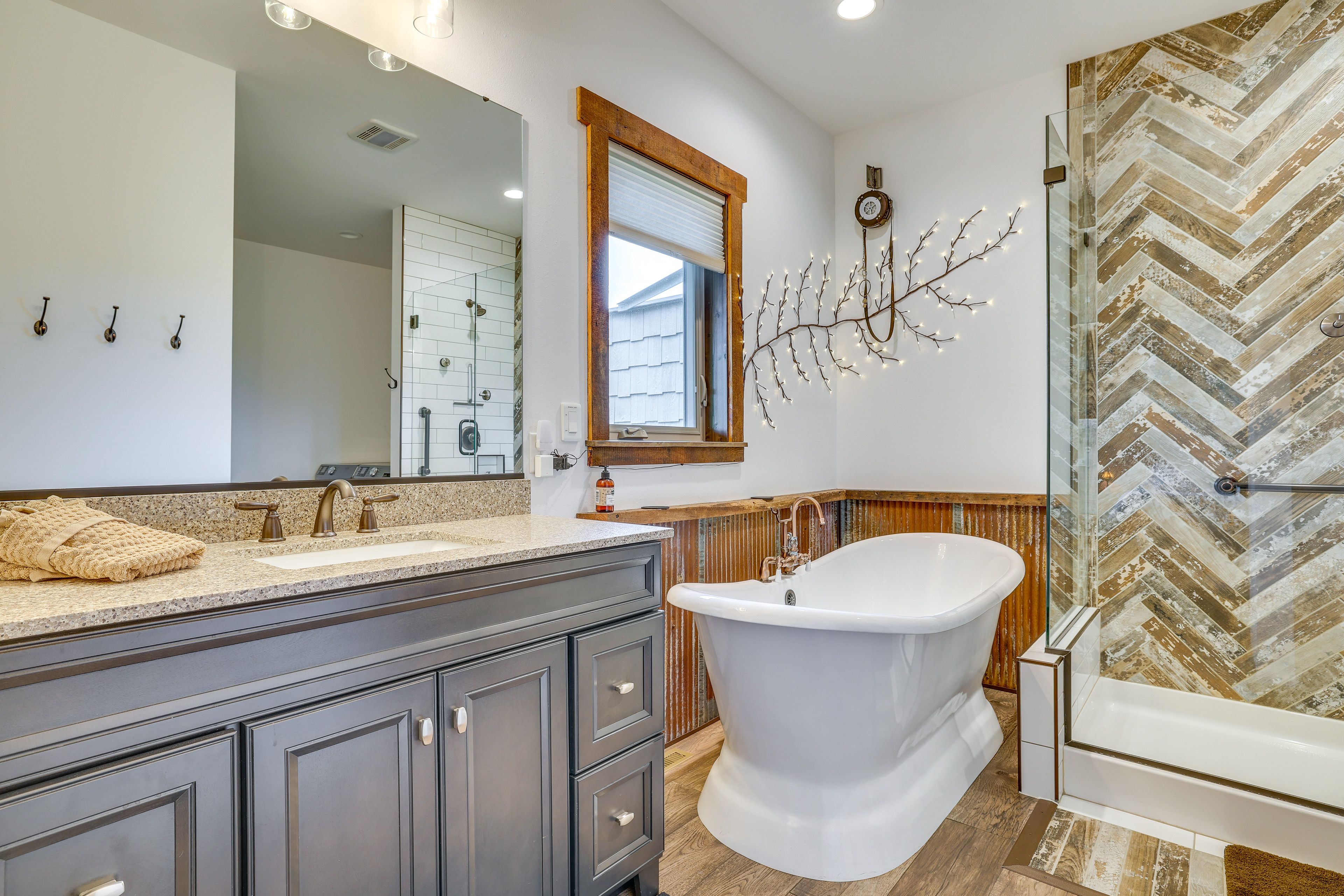 Bathroom | Towels Provided