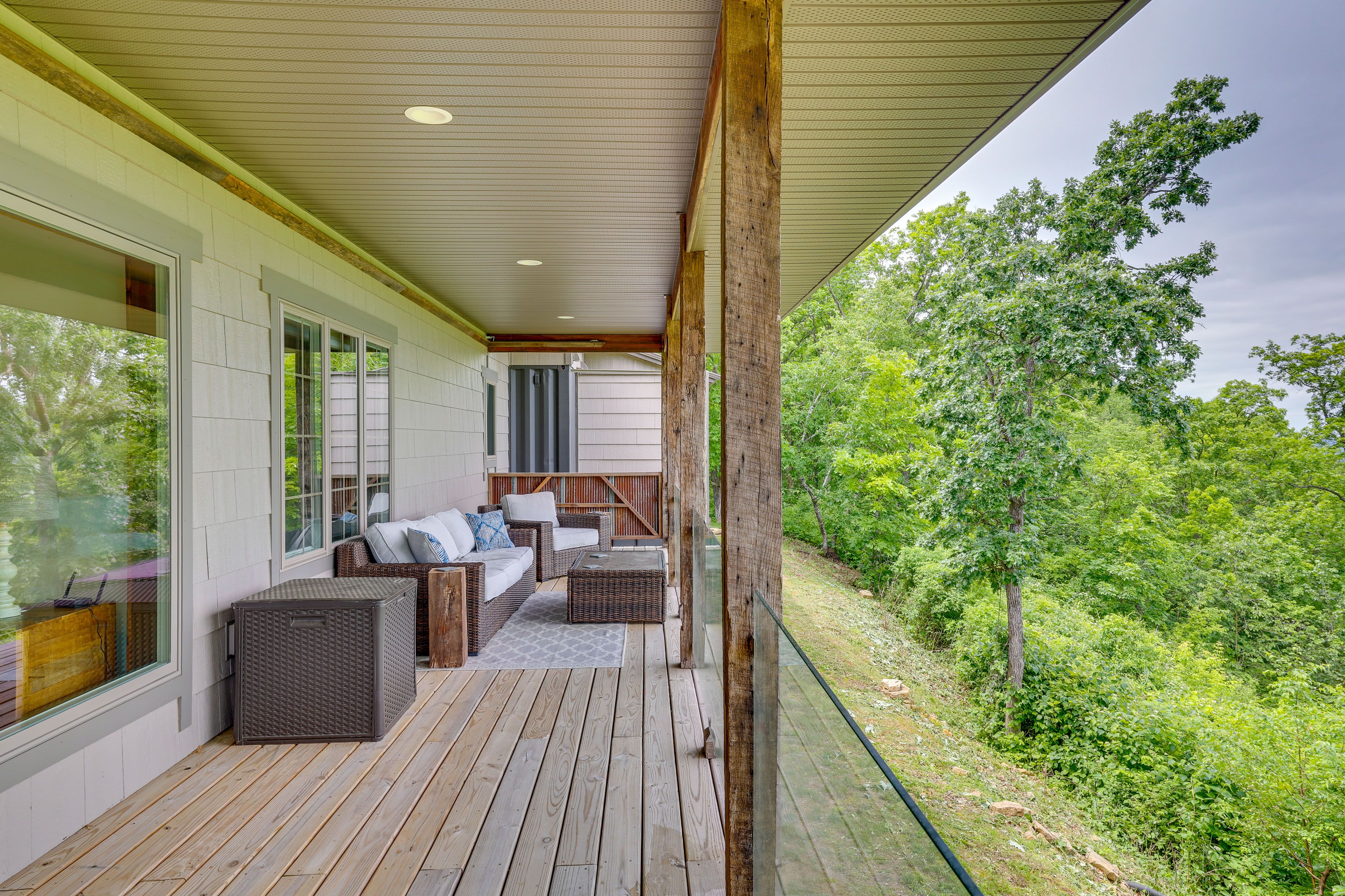 Private Deck