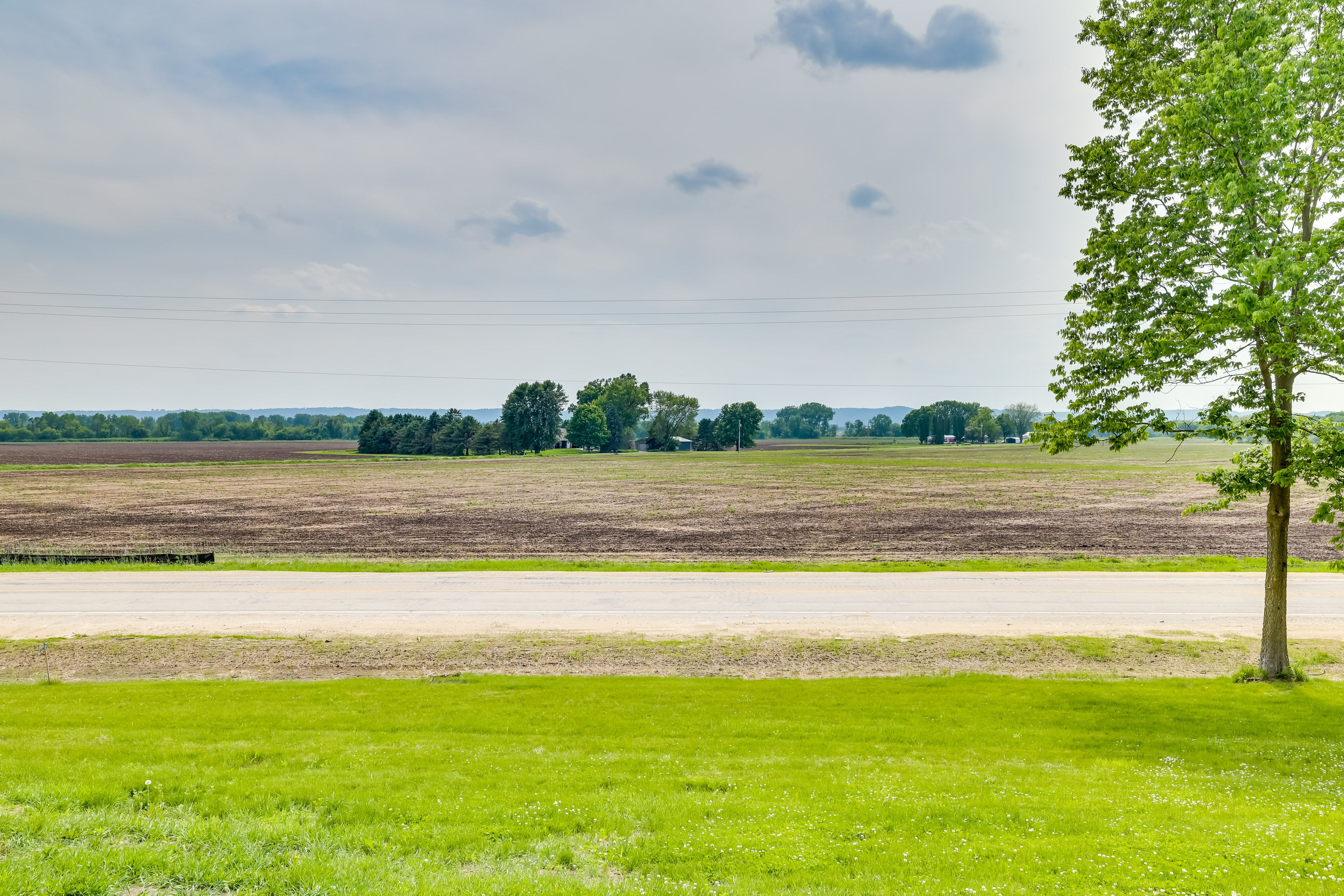 Surrounding Views
