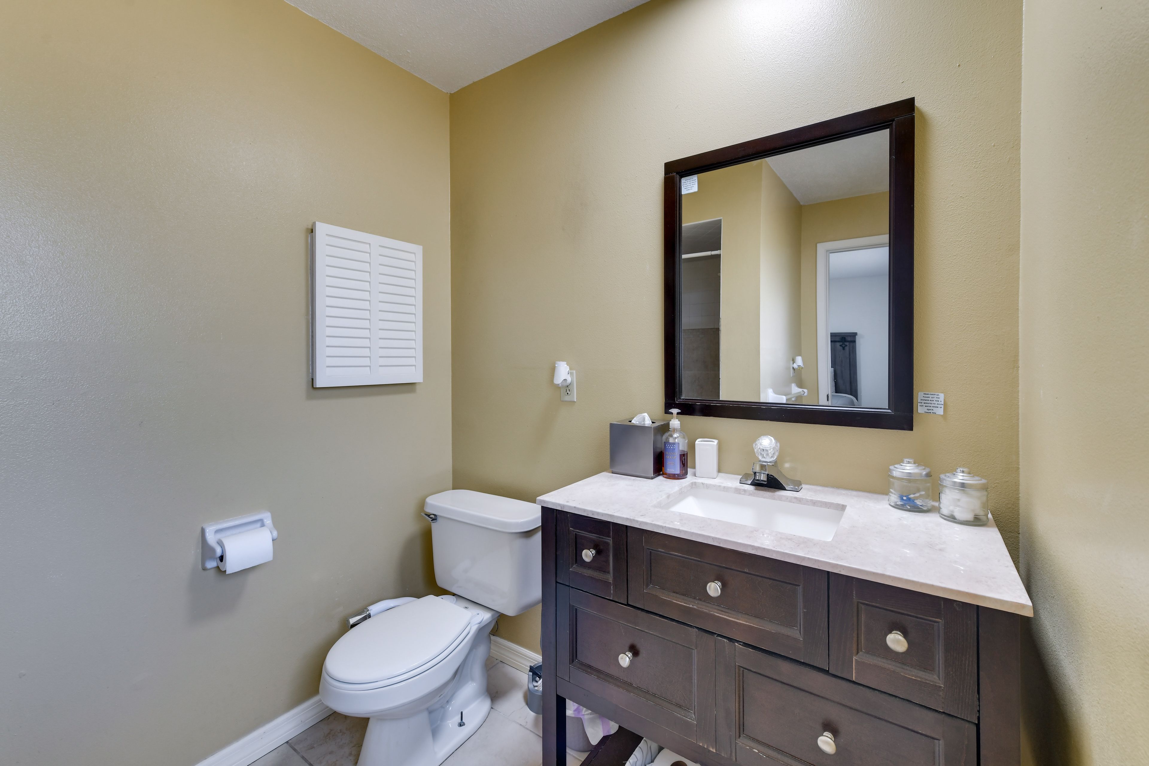 Full Bathroom