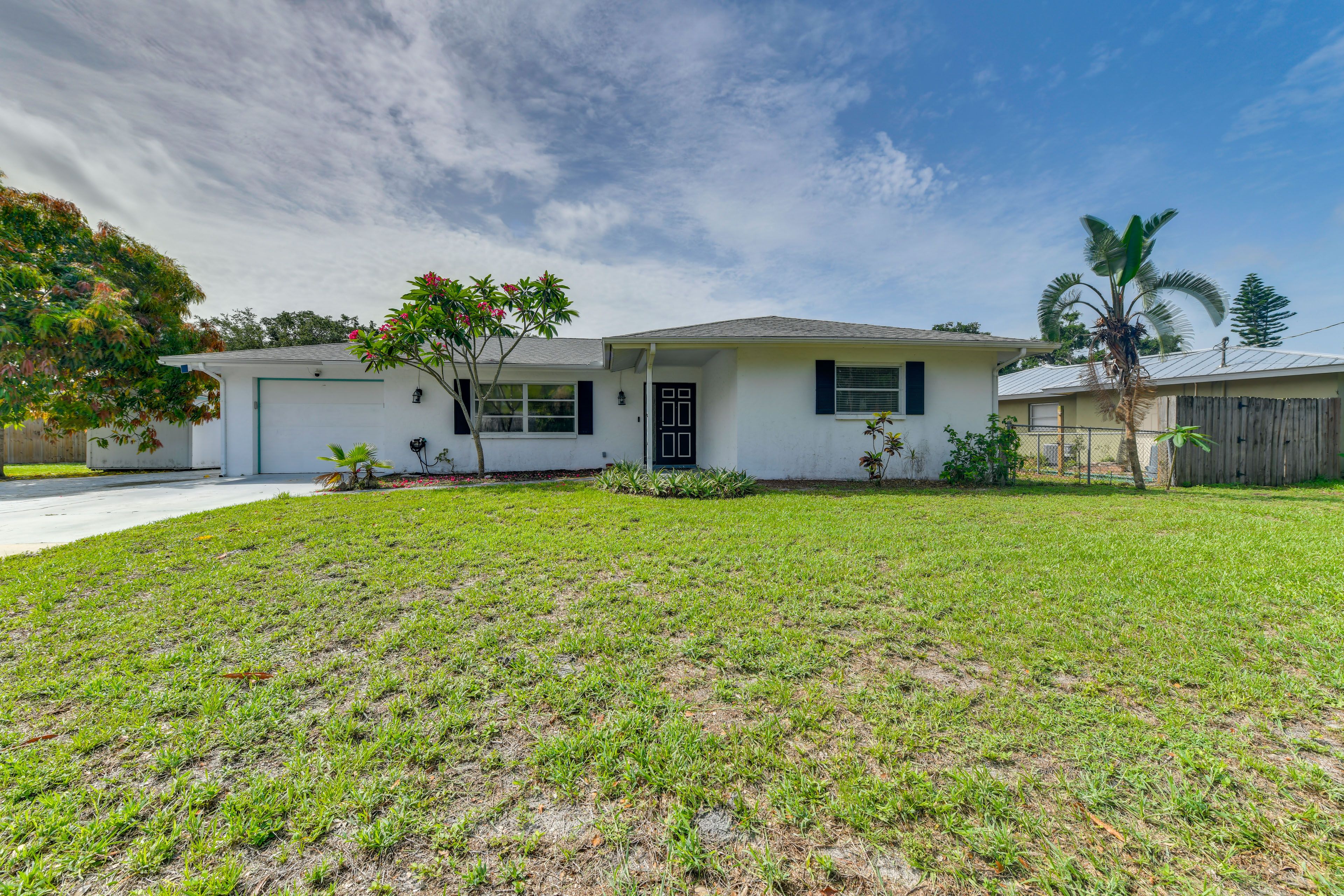 Property Exterior | Single-Story Home | Keyless Entry