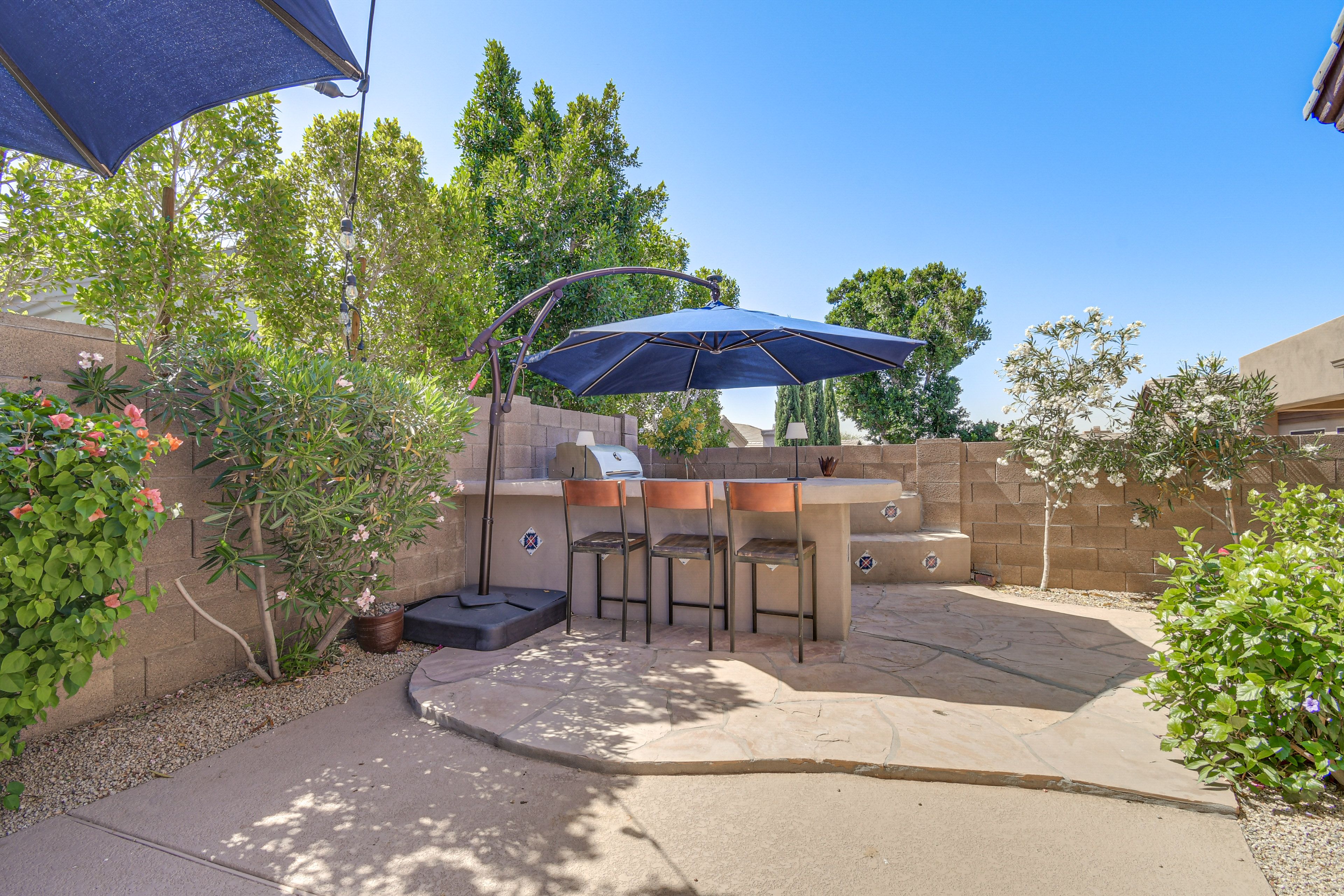 Outdoor Dining Space