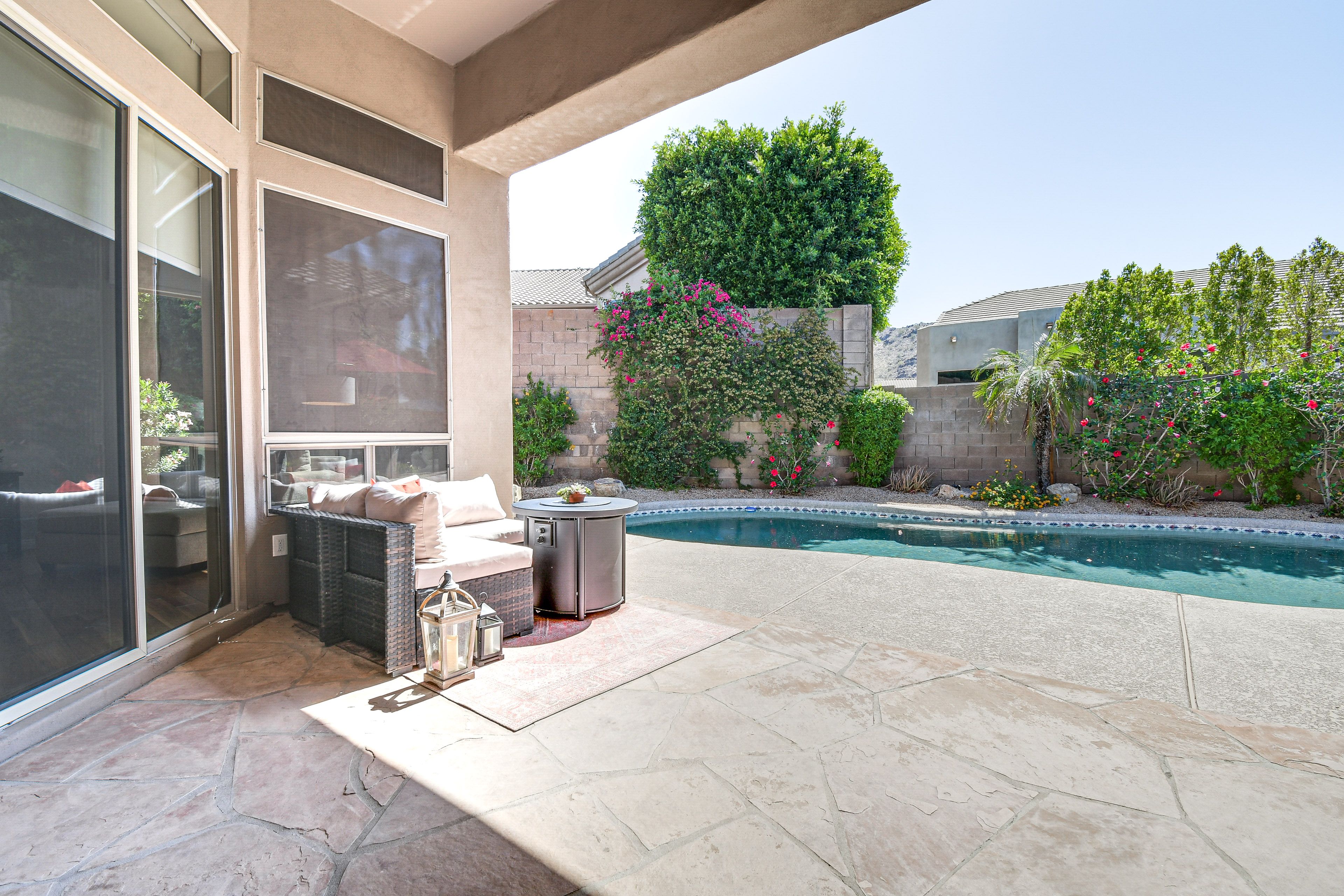 Covered Patio | Fire Pit