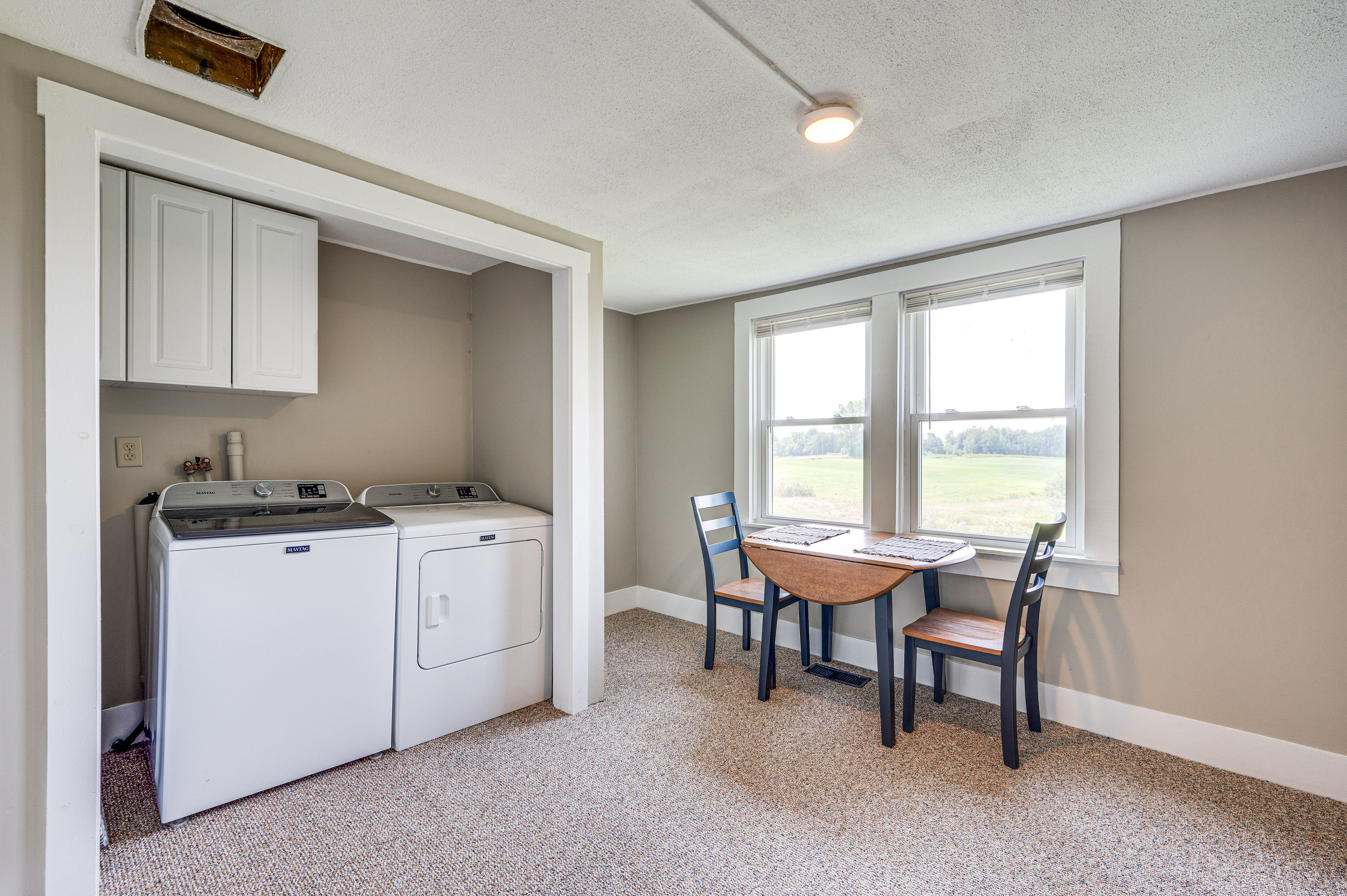 Laundry | Dining Table | 1st Floor