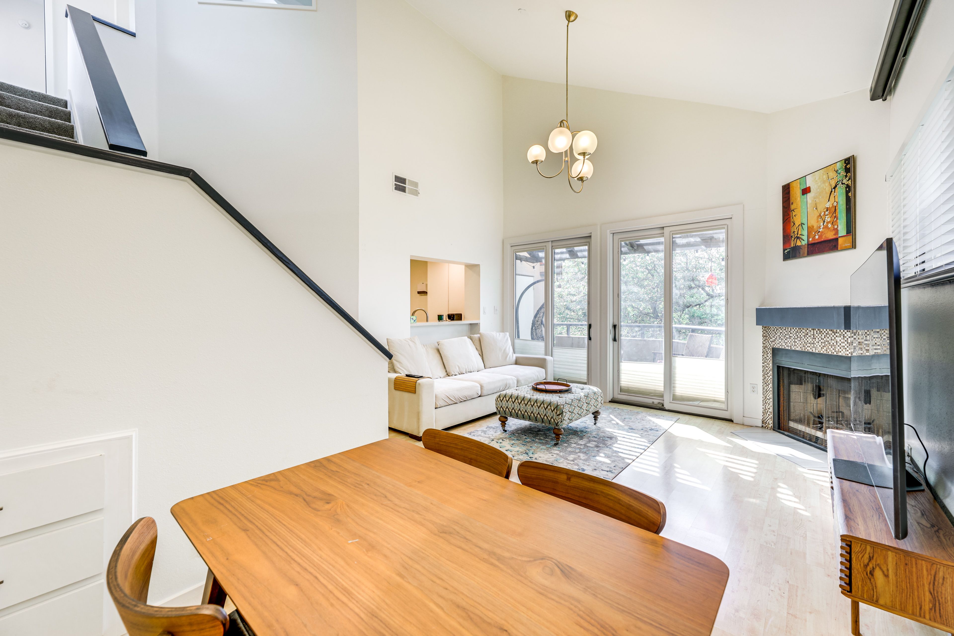 Dining Area | 1st Floor