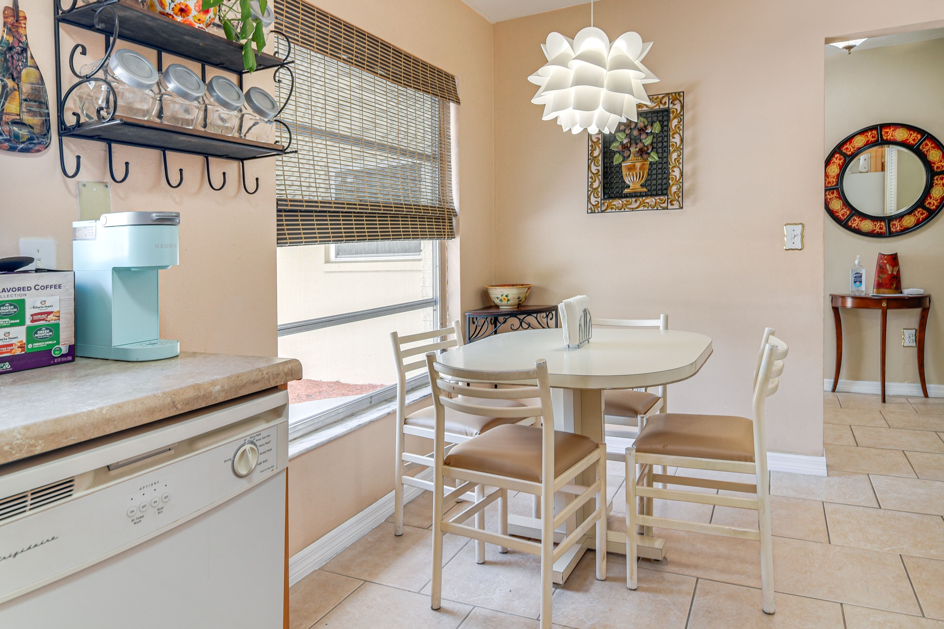 Additional Dining Area