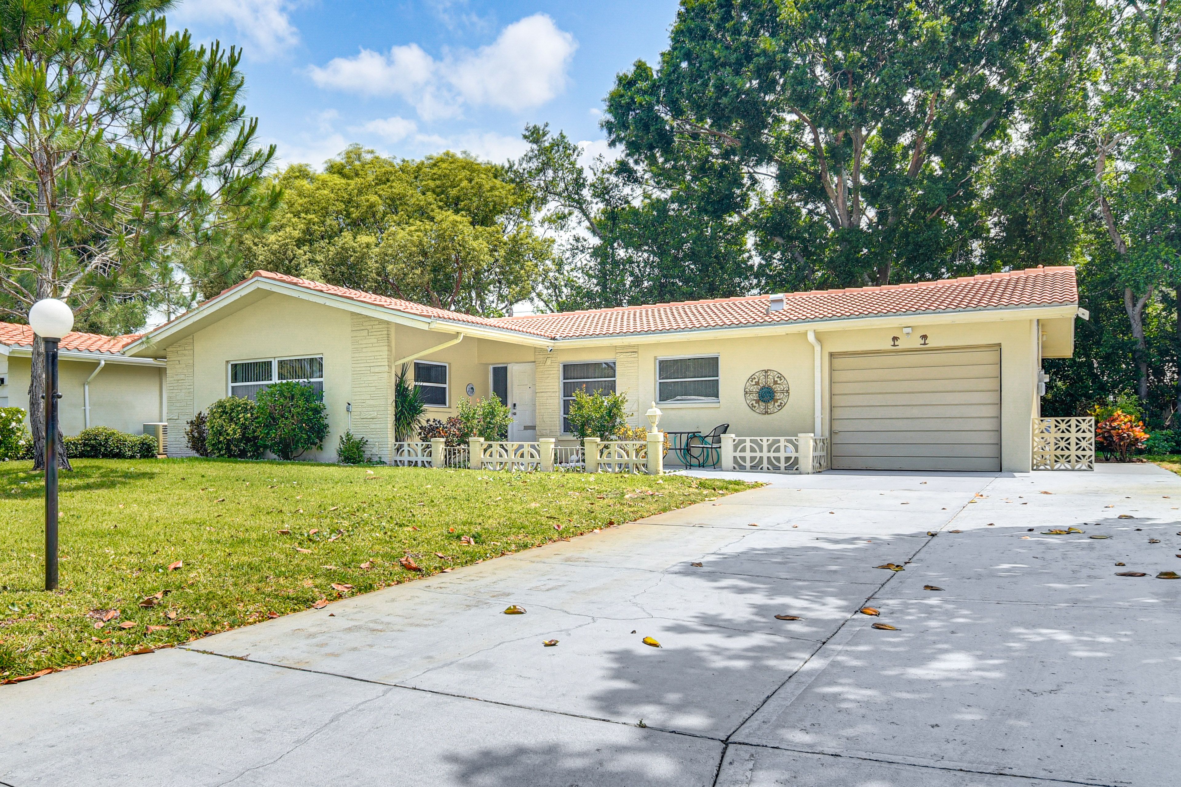 Clearwater Vacation Rental | 3BR | 2BA | 1,380 Sq Ft | 1 Step to Enter