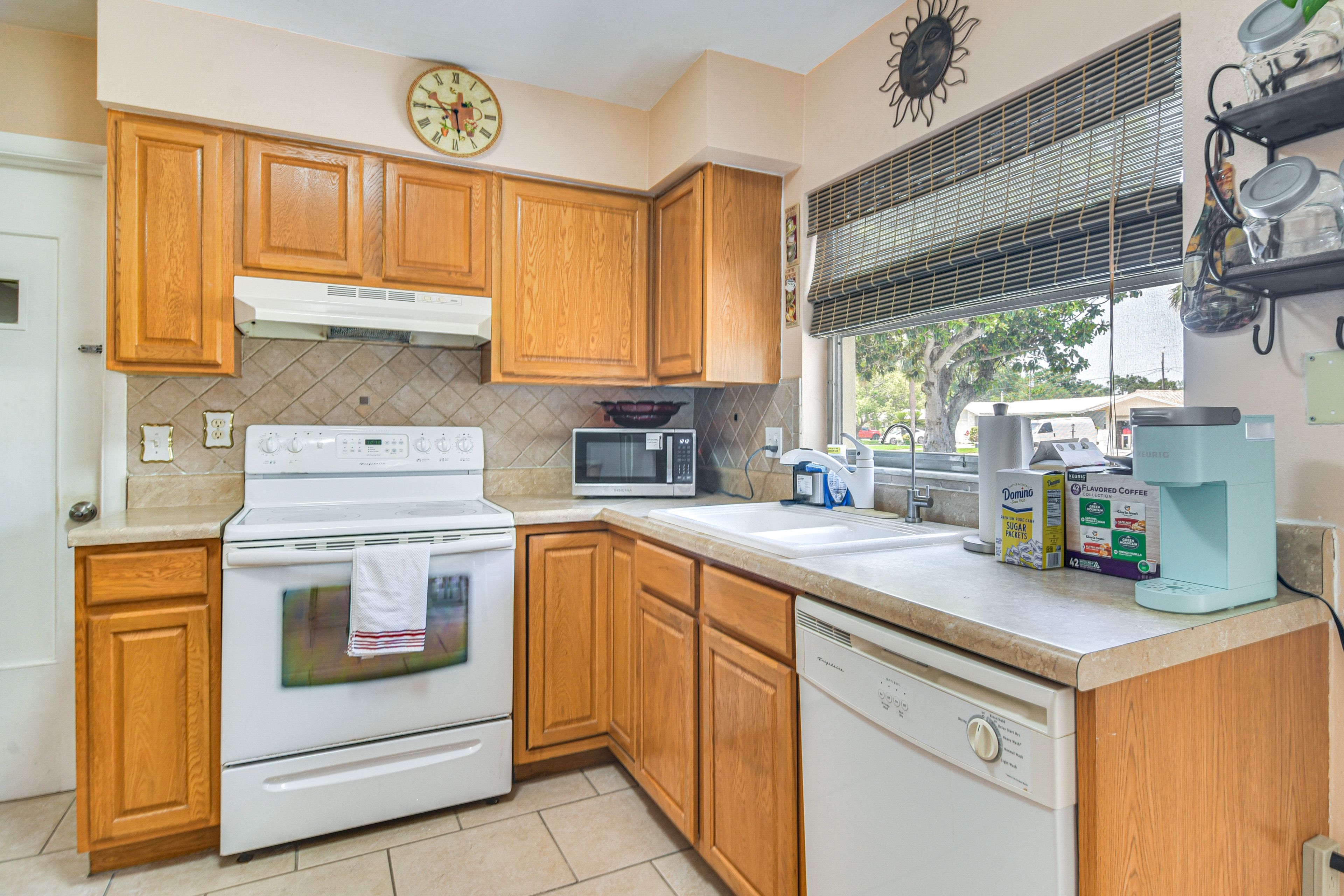 Kitchen | Cooking Basics | Pod Coffee Maker | Microwave