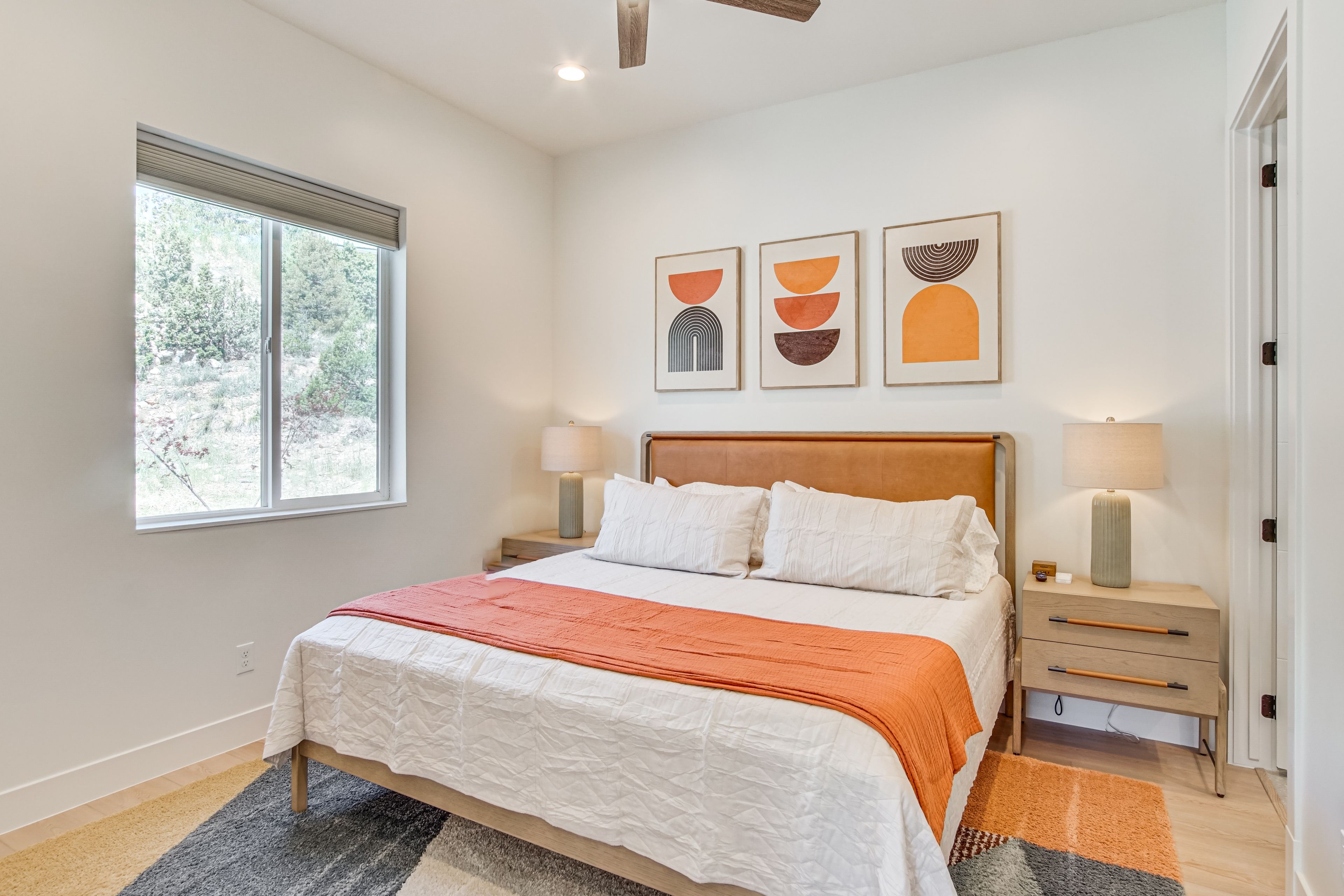 Bedroom 1 | King Bed | Smart TV | Linens Provided